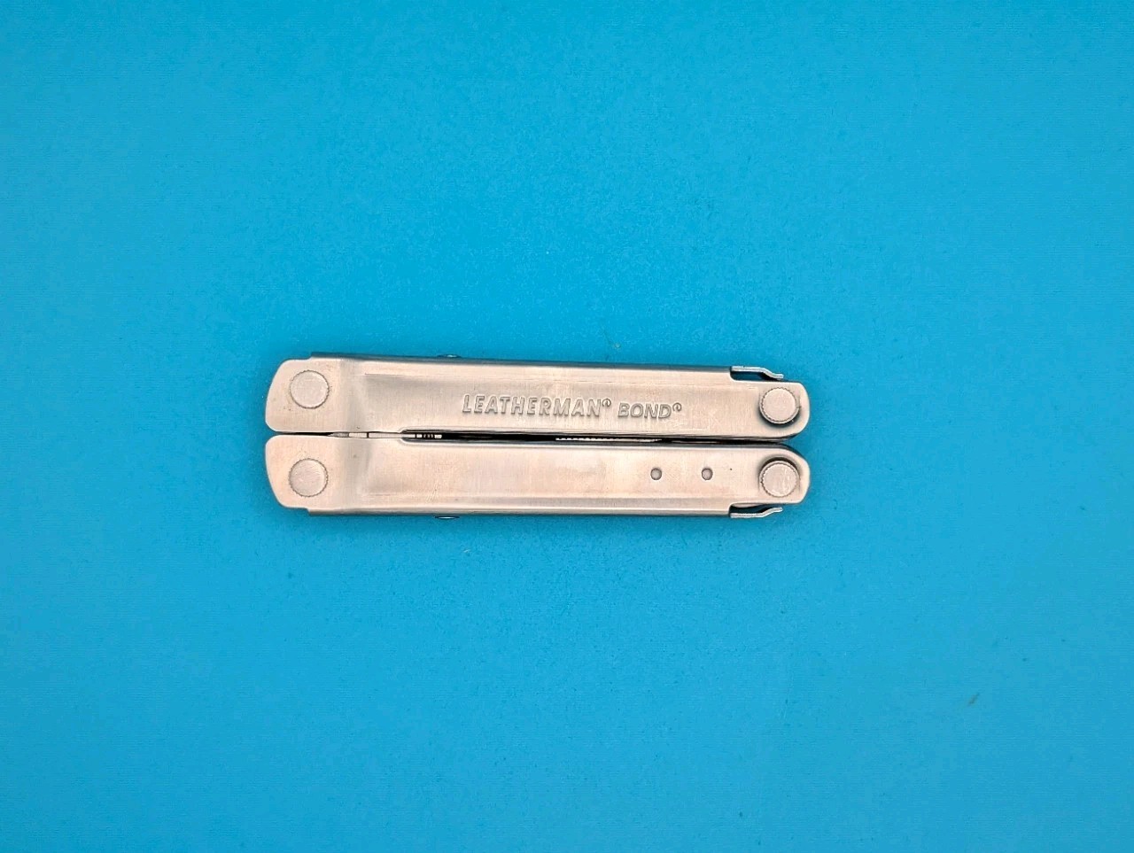 LEATHERMAN Bond Multitool, Stainless Steel Everyday Tool!