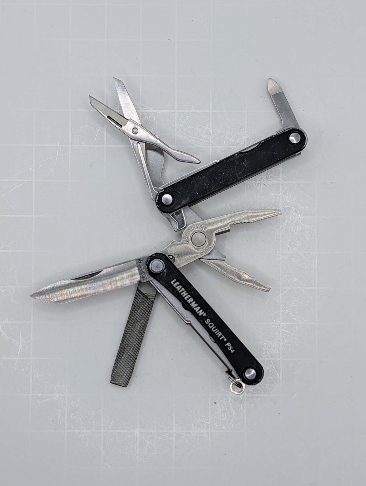 Leatherman SQUIRT Black PS4 9-In-1 MultiTool (Retired) EDC Pliers Blade Scissors
