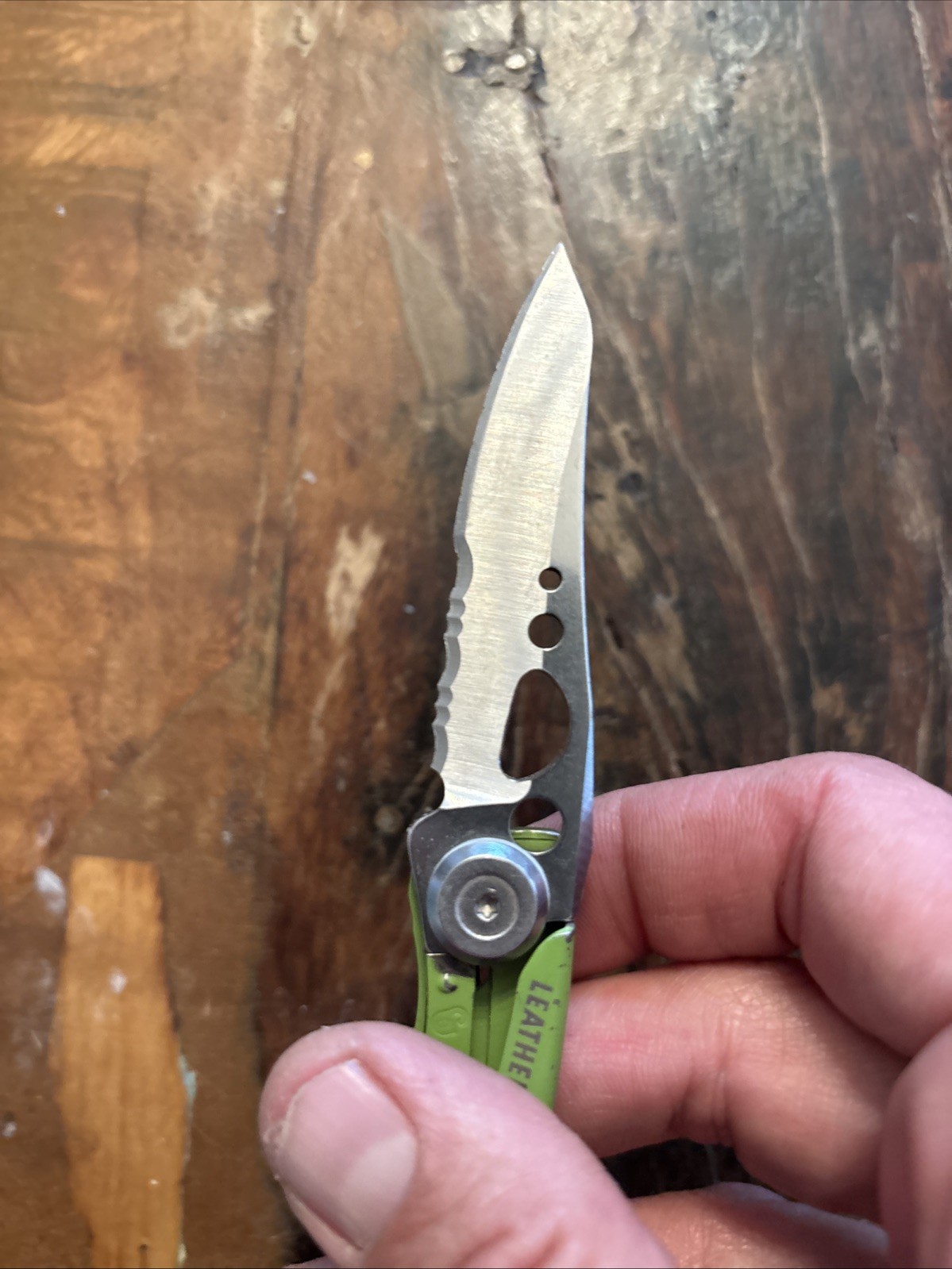 LEATHERMAN Skeletool KBX Multitool, Stainless Steel Lime Green 1/2 Serrated Edge