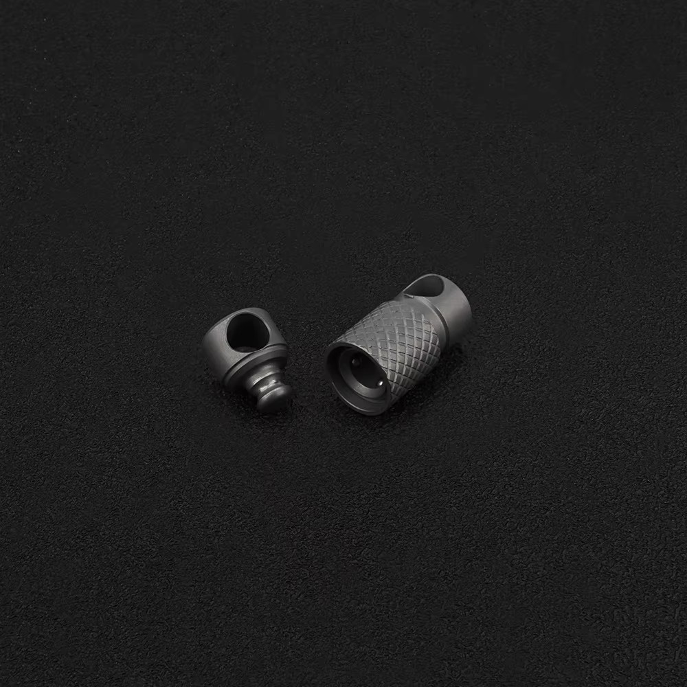 Titanium Alloy Mini Small Keychain 360 Degree Rotation Key Buckle MultiFunction