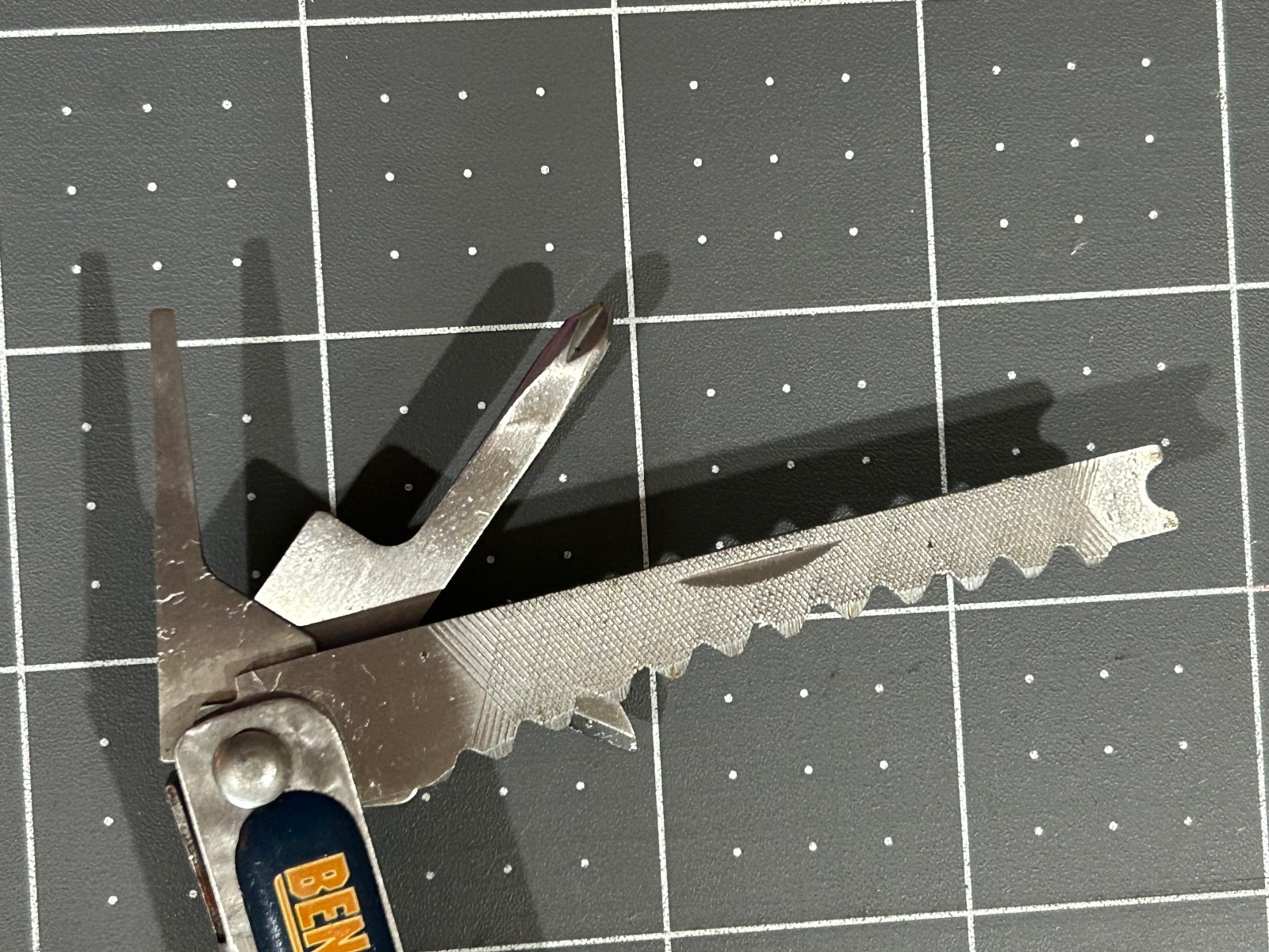 Benchtop Pro 10 IN 1 – Multi-tool Folding Pocket Needle Nose Pliers File Saw