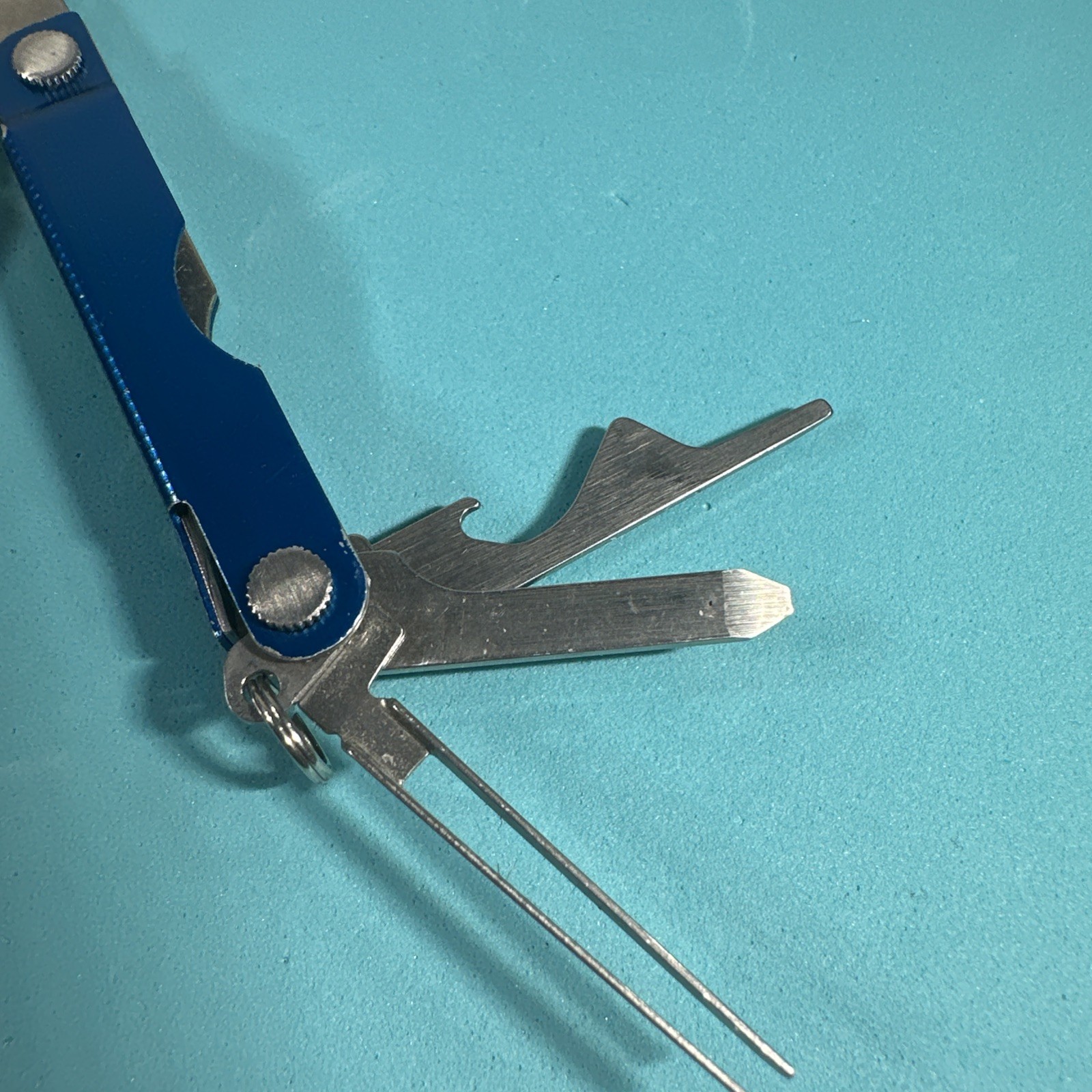 Leatherman Micra Multi-Tool, Knife, Scissors, Key Ring, Blue, USA Date 6/17