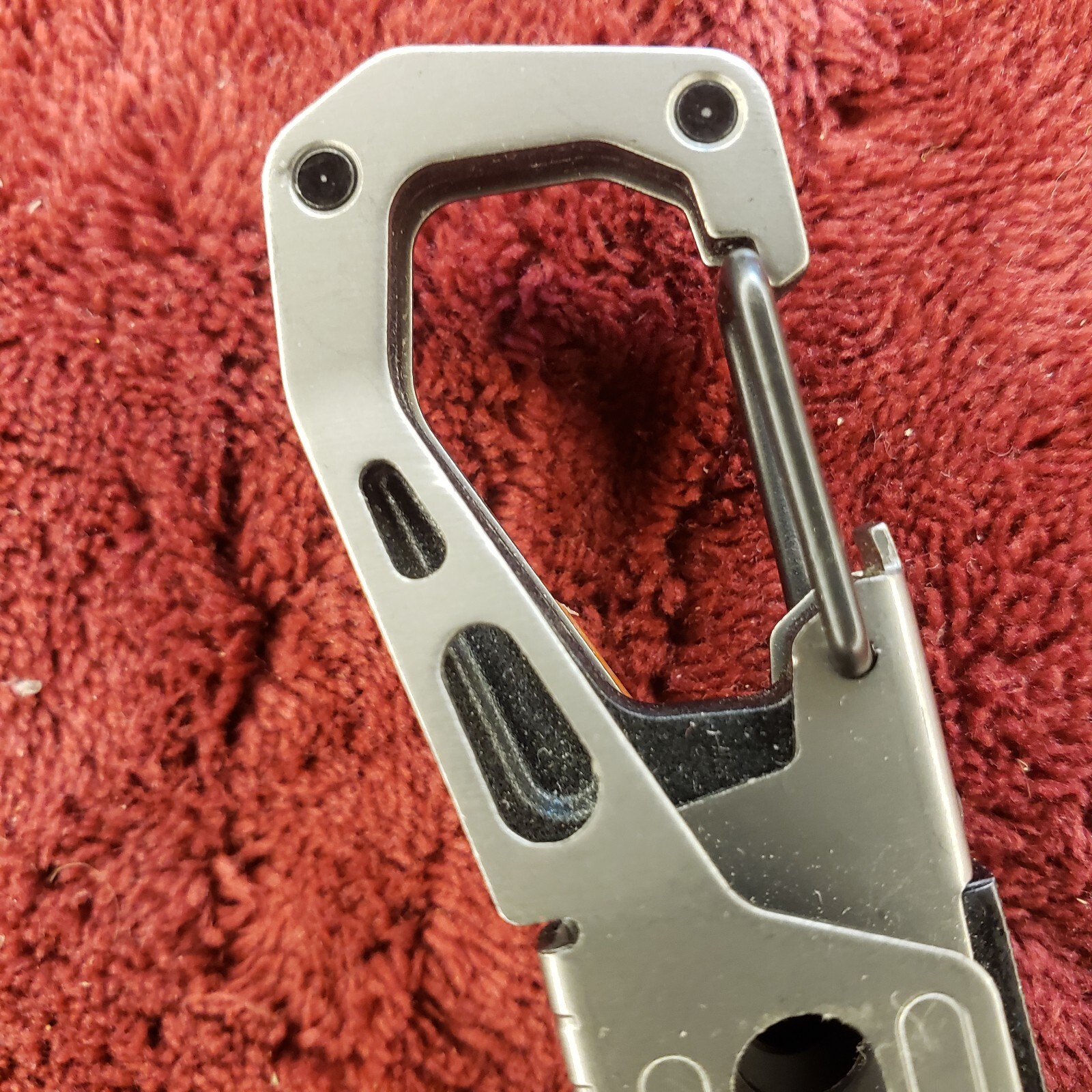 Gerber Gear Stake Out 11-in-1 Multi-tool Tent Stake Puller Carabiner Graphite co