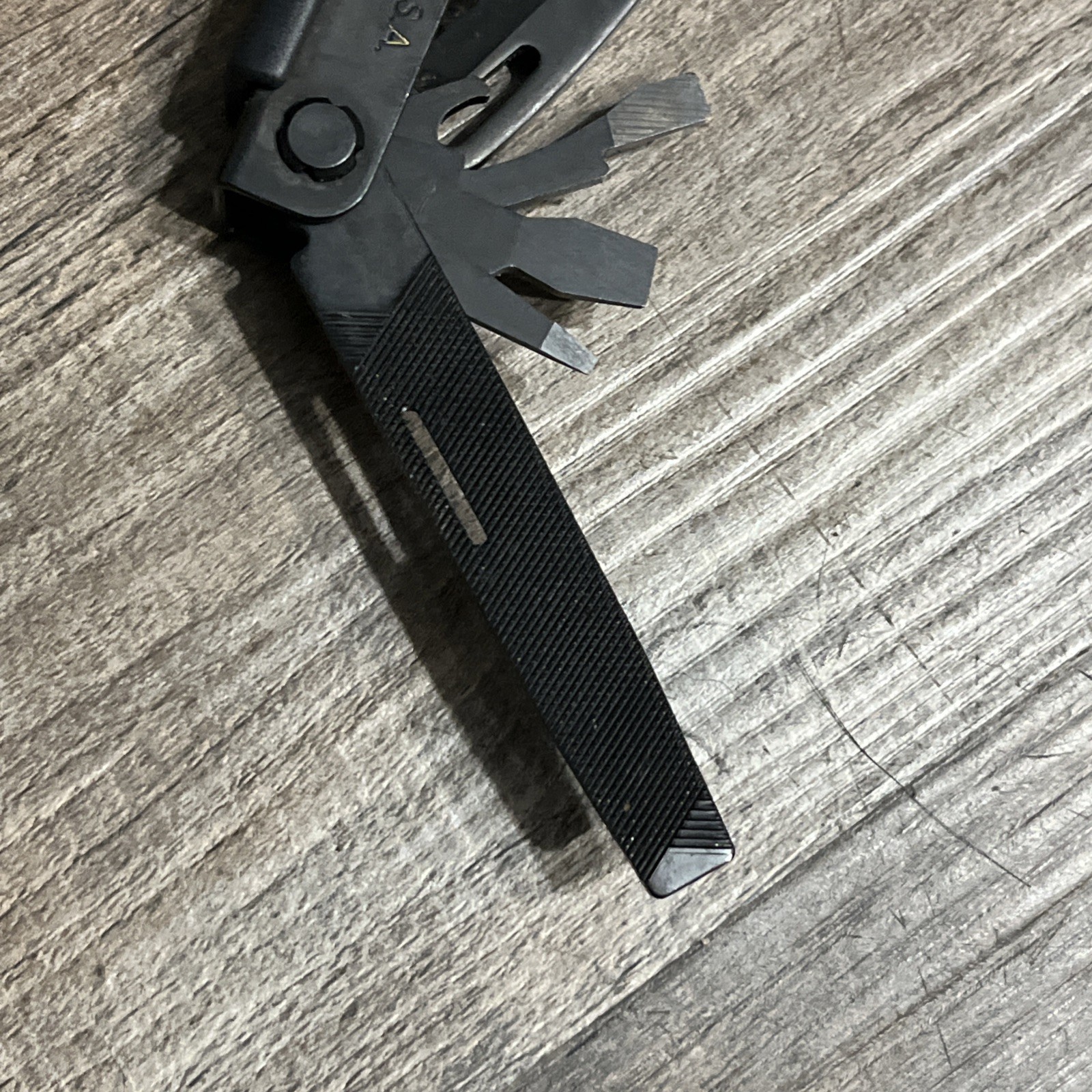 Gerber MP600 Multi Tool U.S. Military Issue! BLACK, DIGITAL CAMO SHEATH