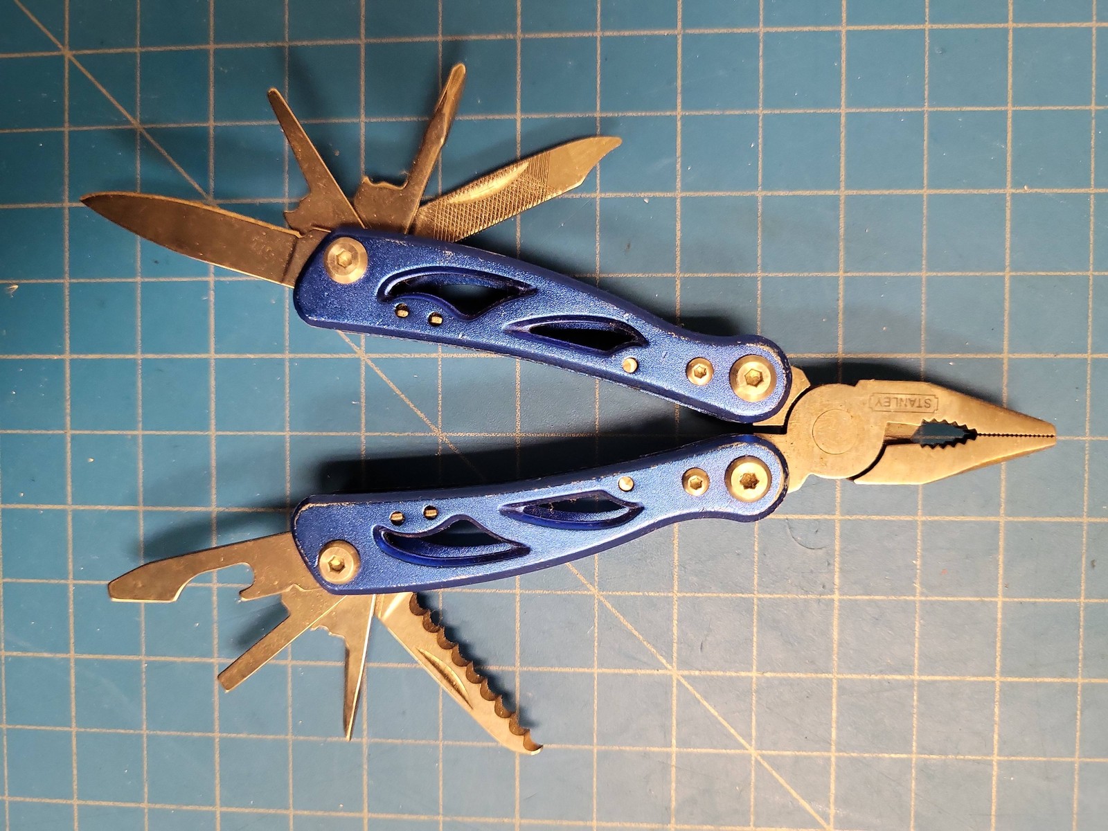 Stanley Blue Pocket Multi-Tool Folding Pliers Knife Saw File Screwdriver EDC Too