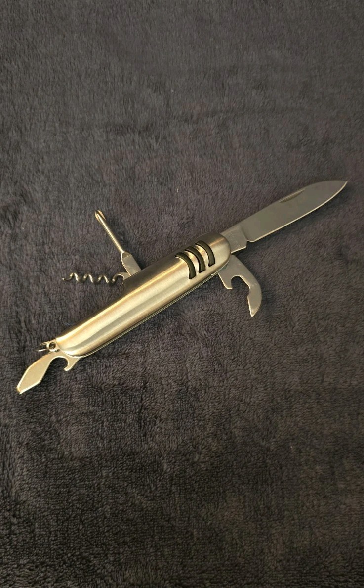5-in-1 Multi Tool Folding Pocket Knife Outdoor Survival Tool. BRAND NEW!
