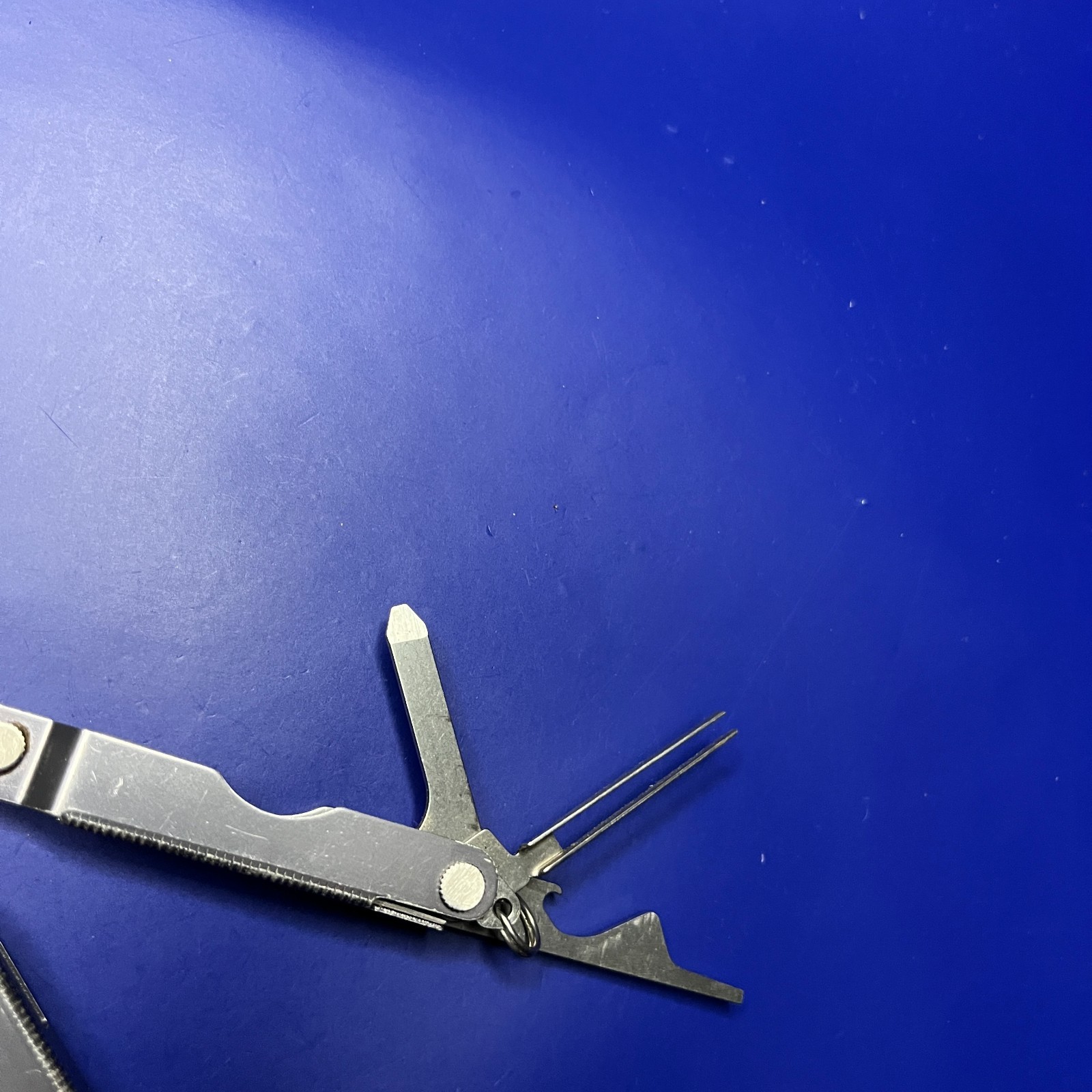 Leatherman Micra Multi-Tool Knife, Scissors- Gray