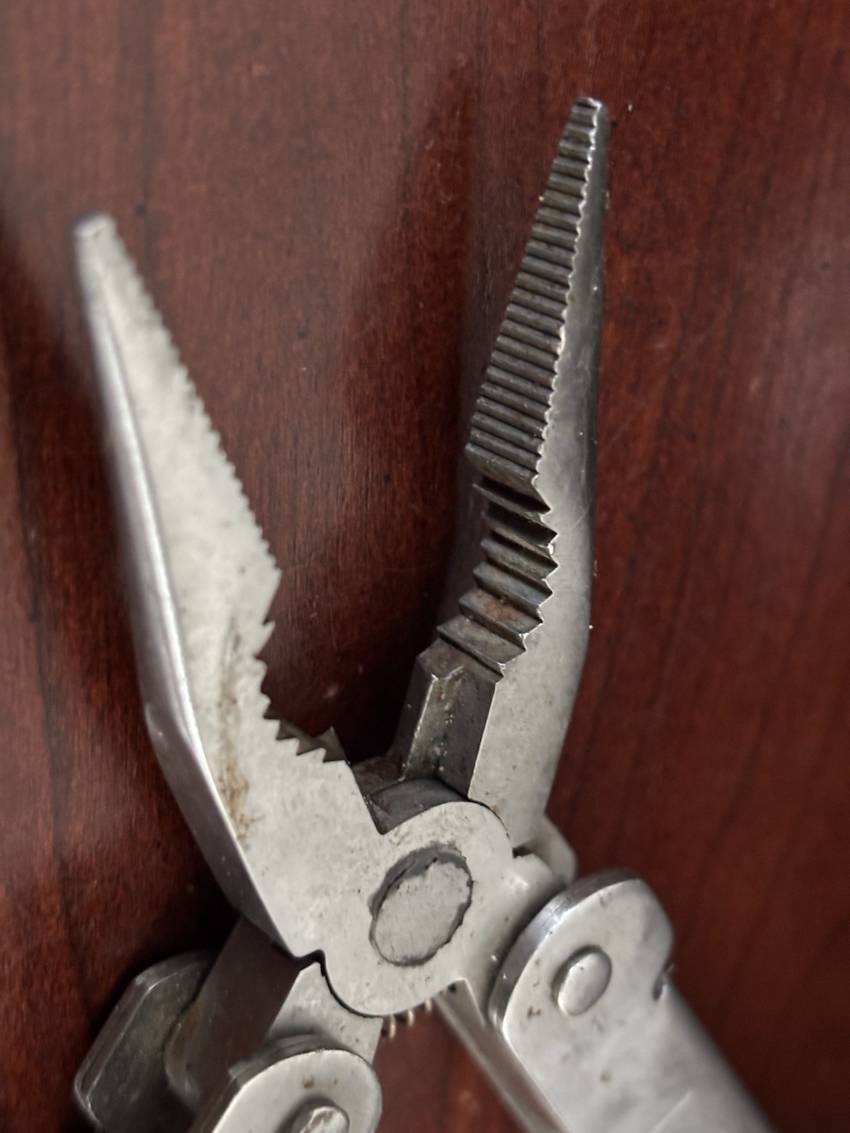Winchester Stainless Multi-Function Tool-Folding Pliers & Utility Knives &Tools