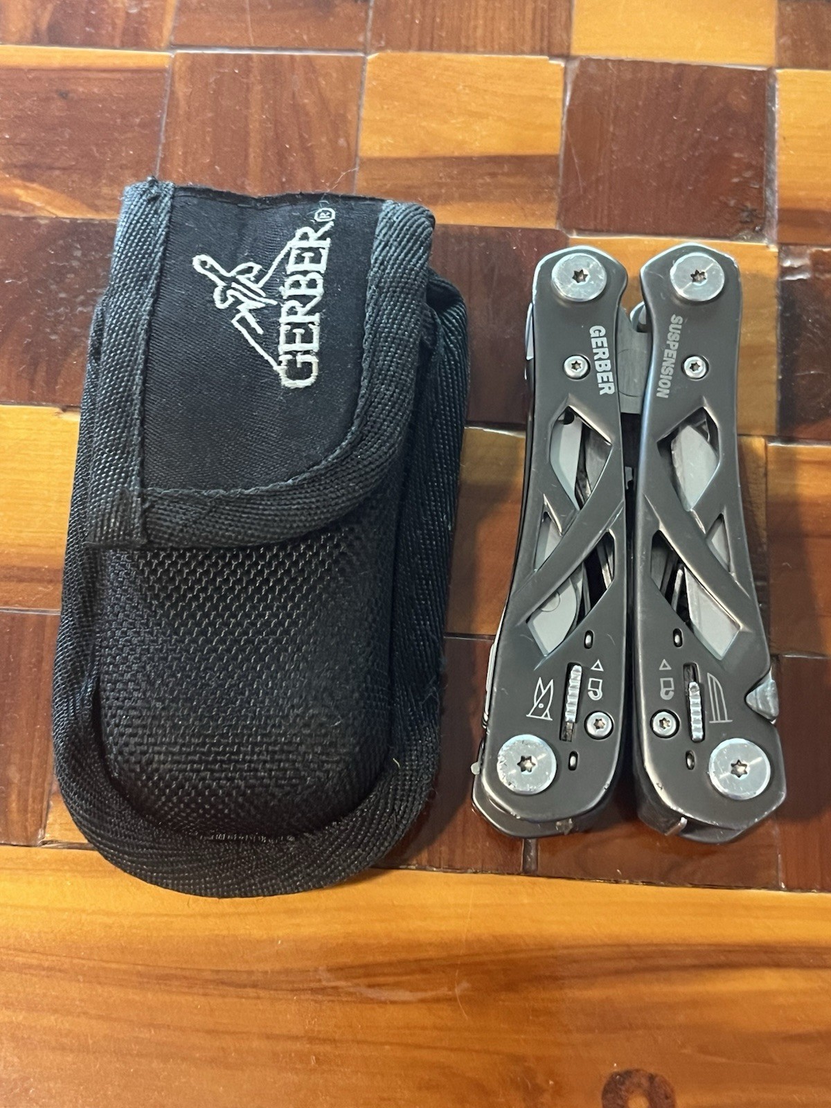 Gerber Suspension Multi-tool With Sheath