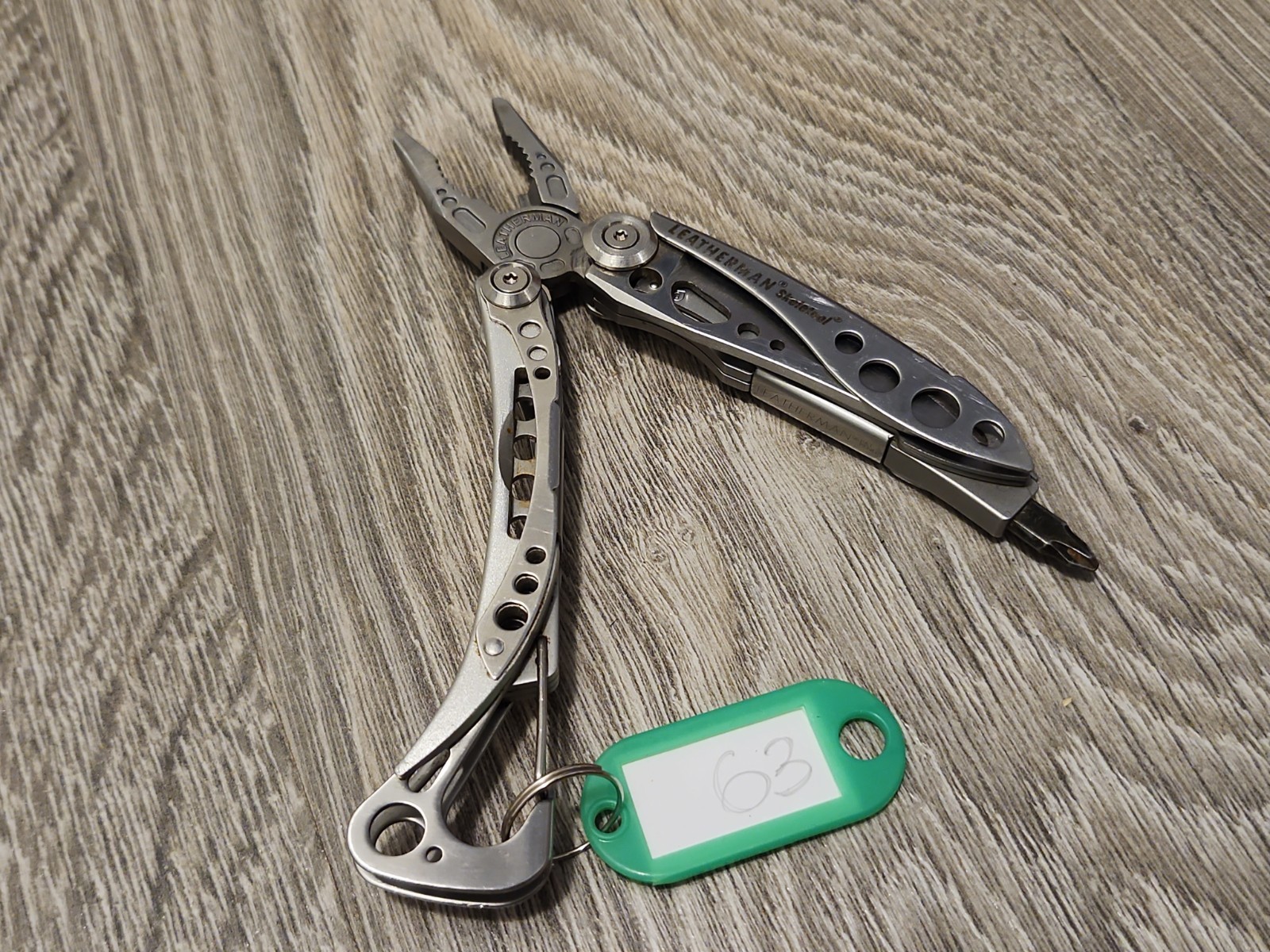 Leatherman Skeletool Multi-Tool – Used, Good Condition