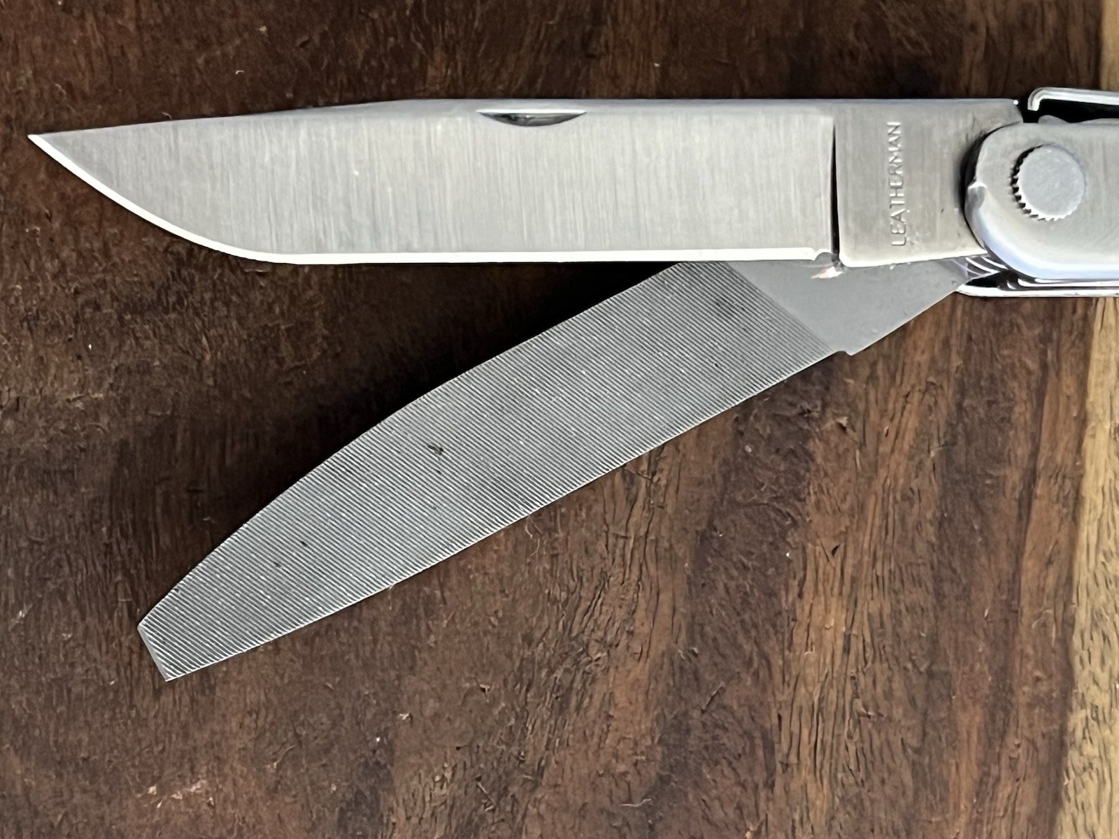 Retired 2005 Leatherman Super Tool 200 Multitool SUPER NICE!!! w/New Sheath