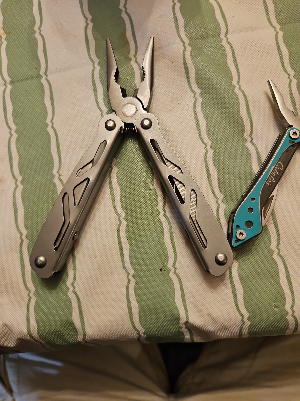 Multi Tool Knifes Ozark And Cabelas