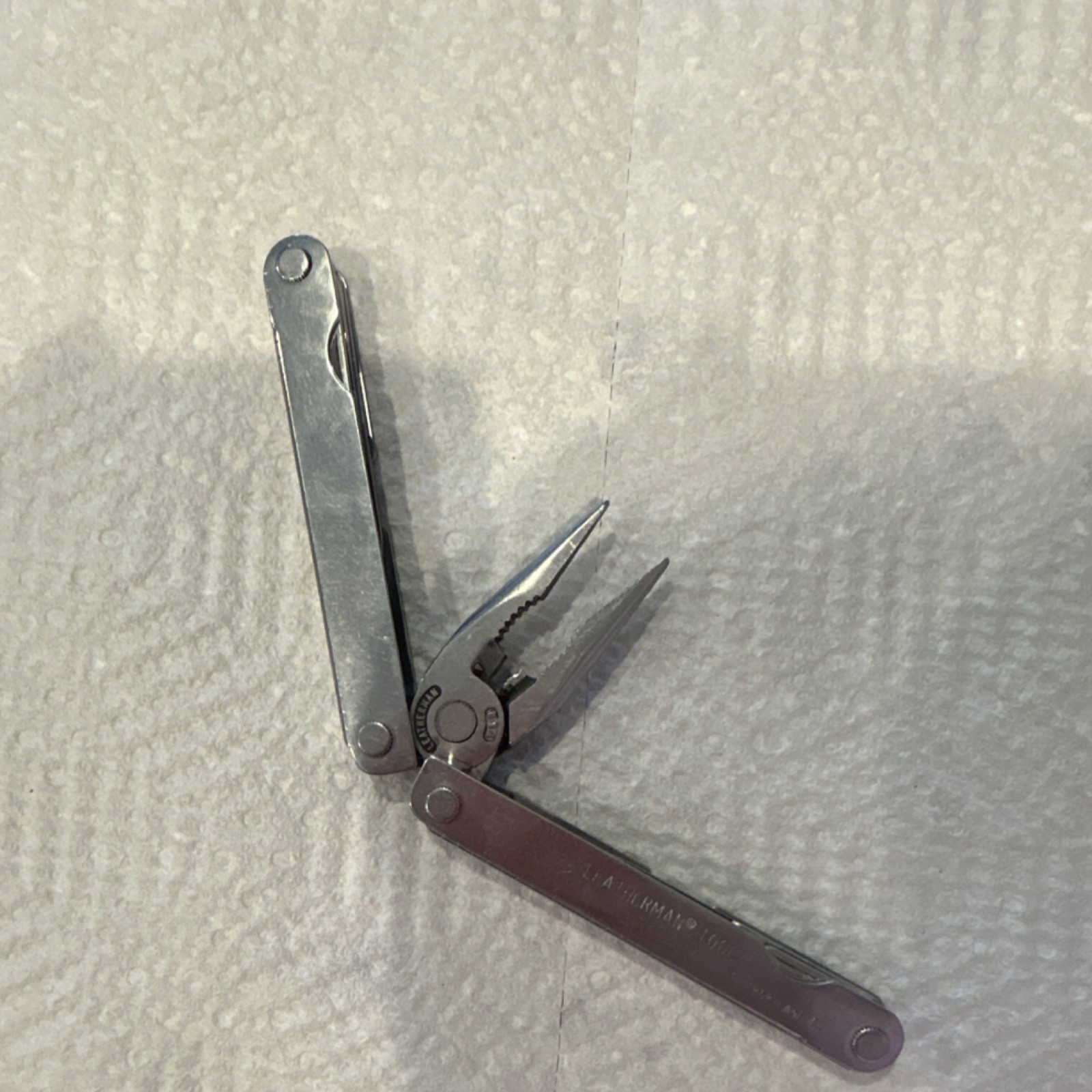 Leatherman Multi-Tool Stainless Steel Straight Edge Blade Folding Pliers Silver