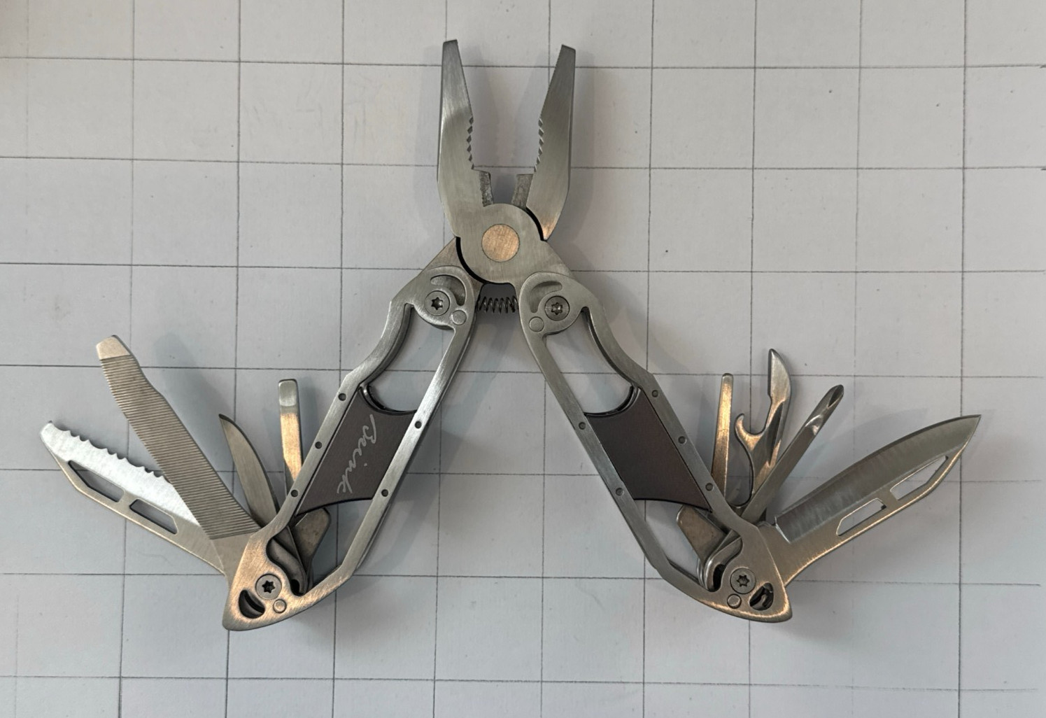 Brink Industrial Stainless Steel Multitool – 13-Function Design – Original Box