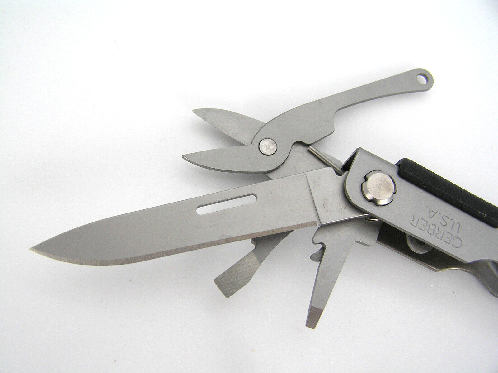 Gerber Fisherman MP400 Multi Tool w/ Sheath & Original Box Excellent Condition!