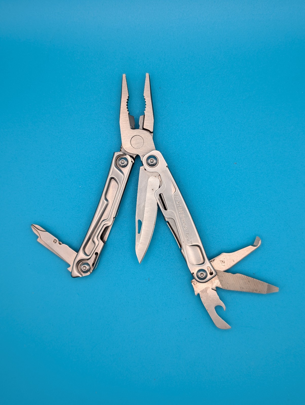 Leatherman Rev 3.8″ Multi-Tool, Stainless!