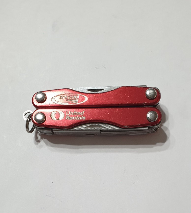🔥 Leatherman Squirt E4 Stainless Multitool Red Rare Retired Condition