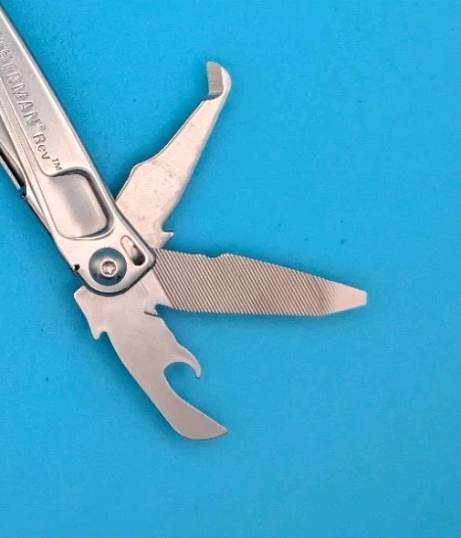 Leatherman Rev 3.8″ Multi-Tool, Stainless!