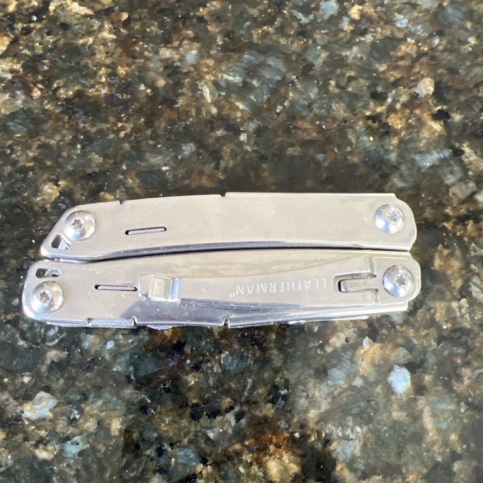 Leatherman Sidekick 14-In-1 Stainless Steel Multi Tool