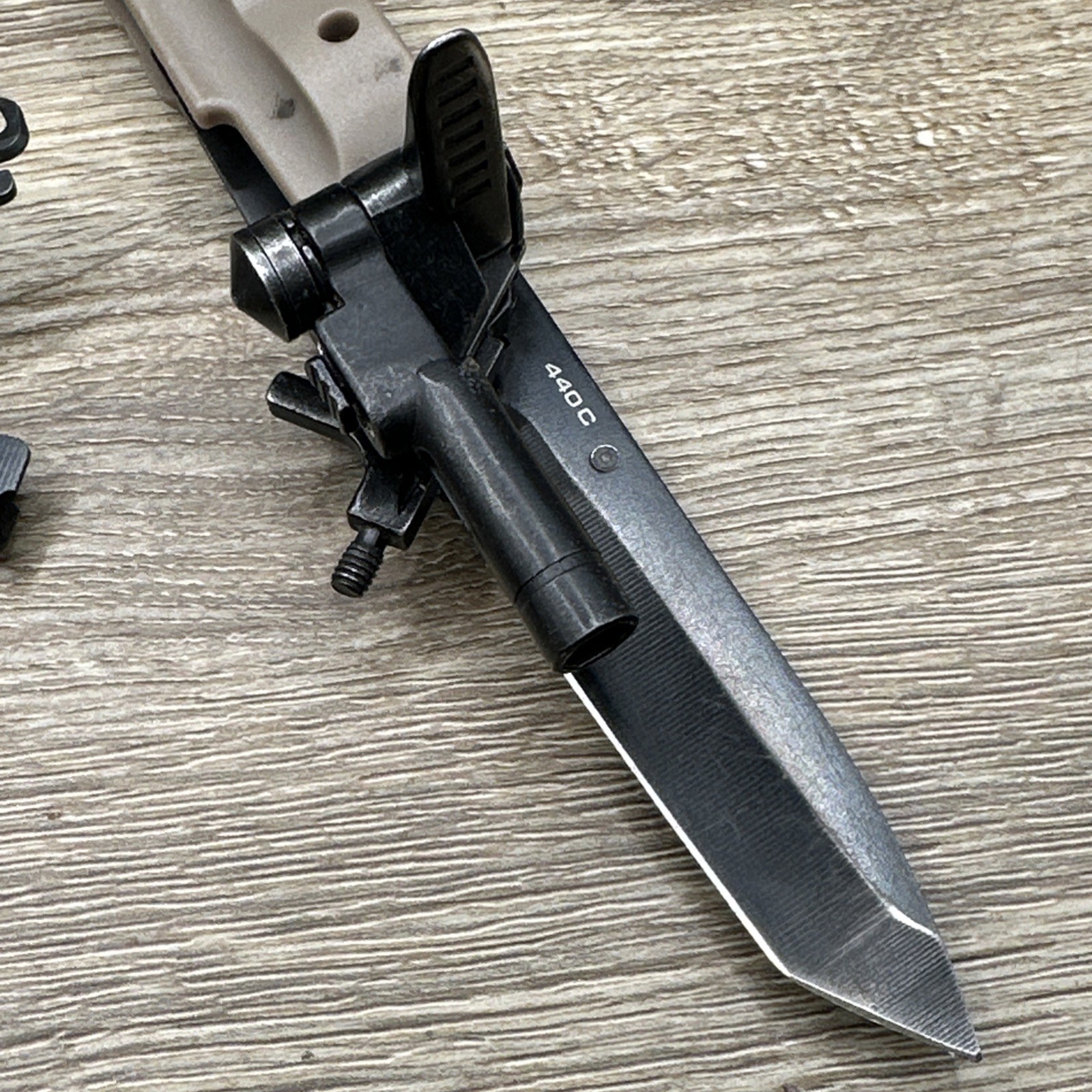 Real Avid Multi-Tool AR15 Hunting Rifle Tool Pliers Knife More!