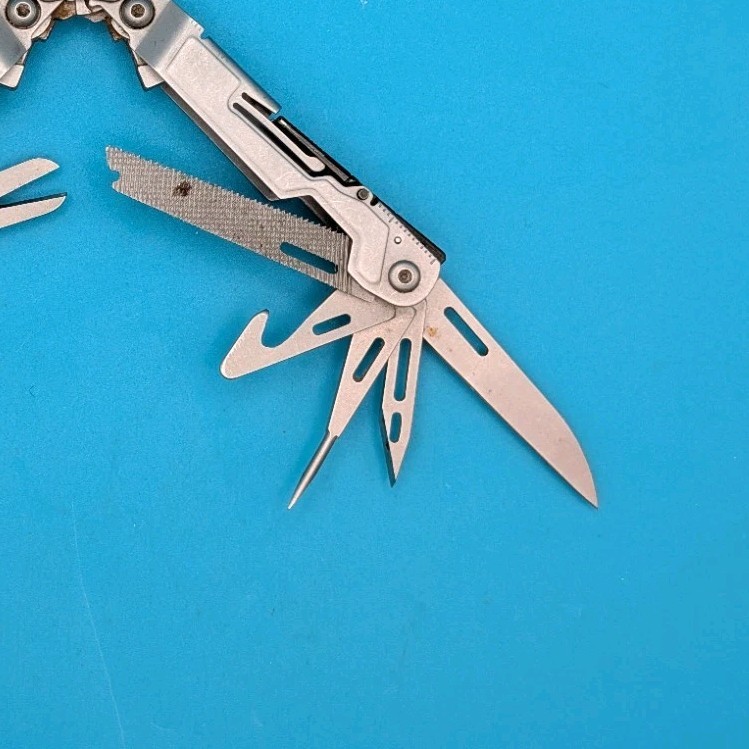 SOG PowerPint Tool Compact Lightweight Silver Multi-Tool!