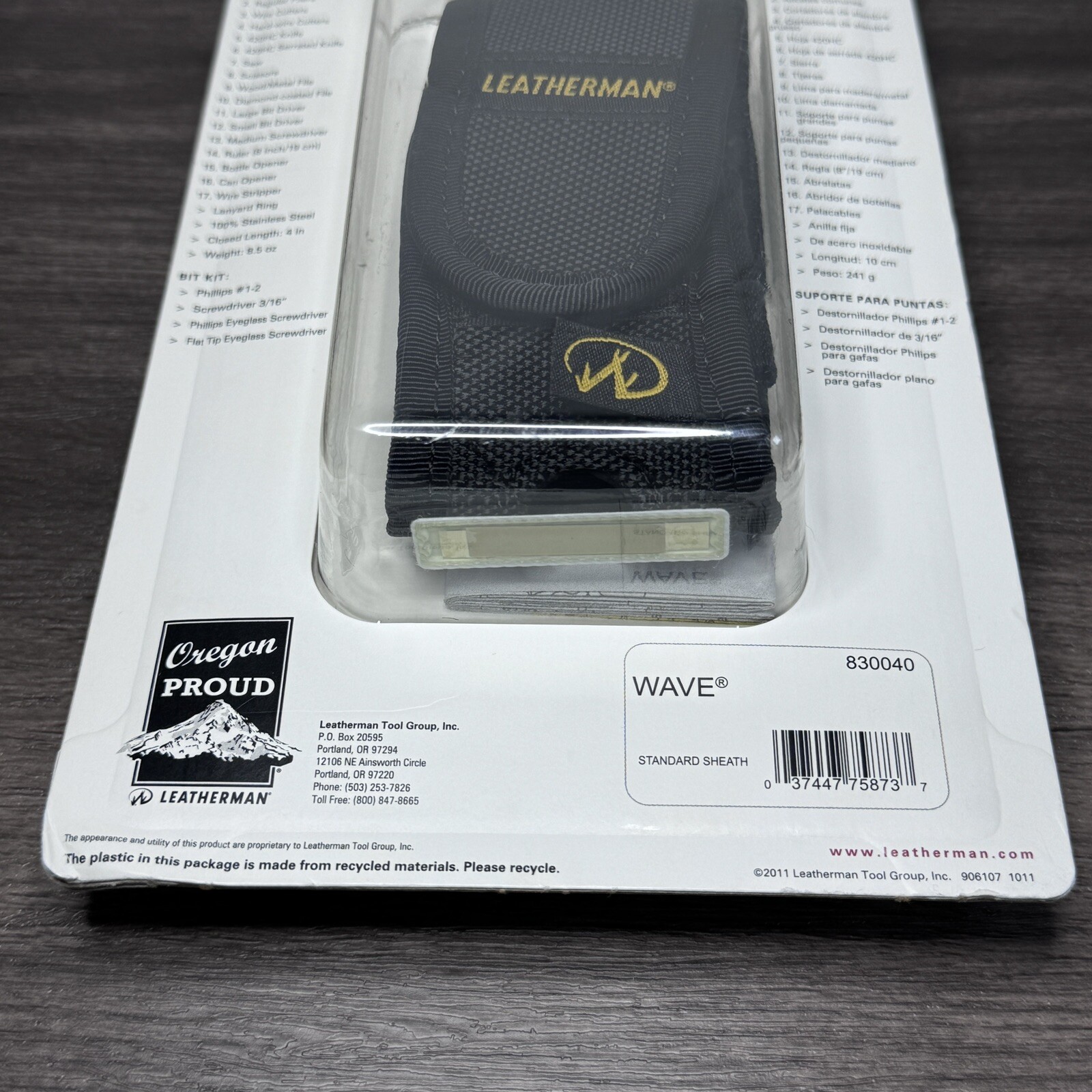Leatherman New Wave/2nd generation Wave multitool with nylon Sheath, sealed.