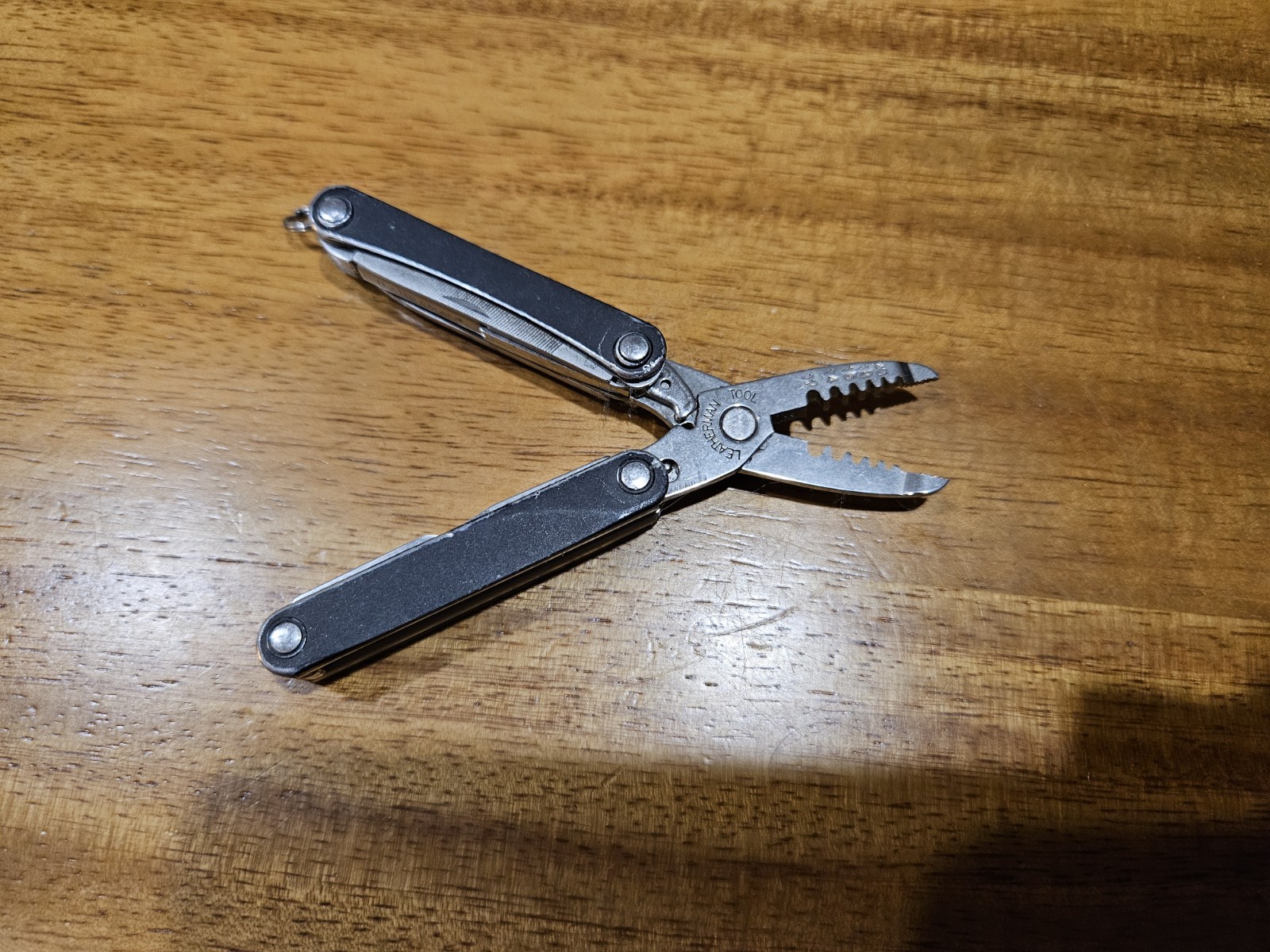 Leatherman SQUIRT ES4 electrician’s multitool black super rare discontinued