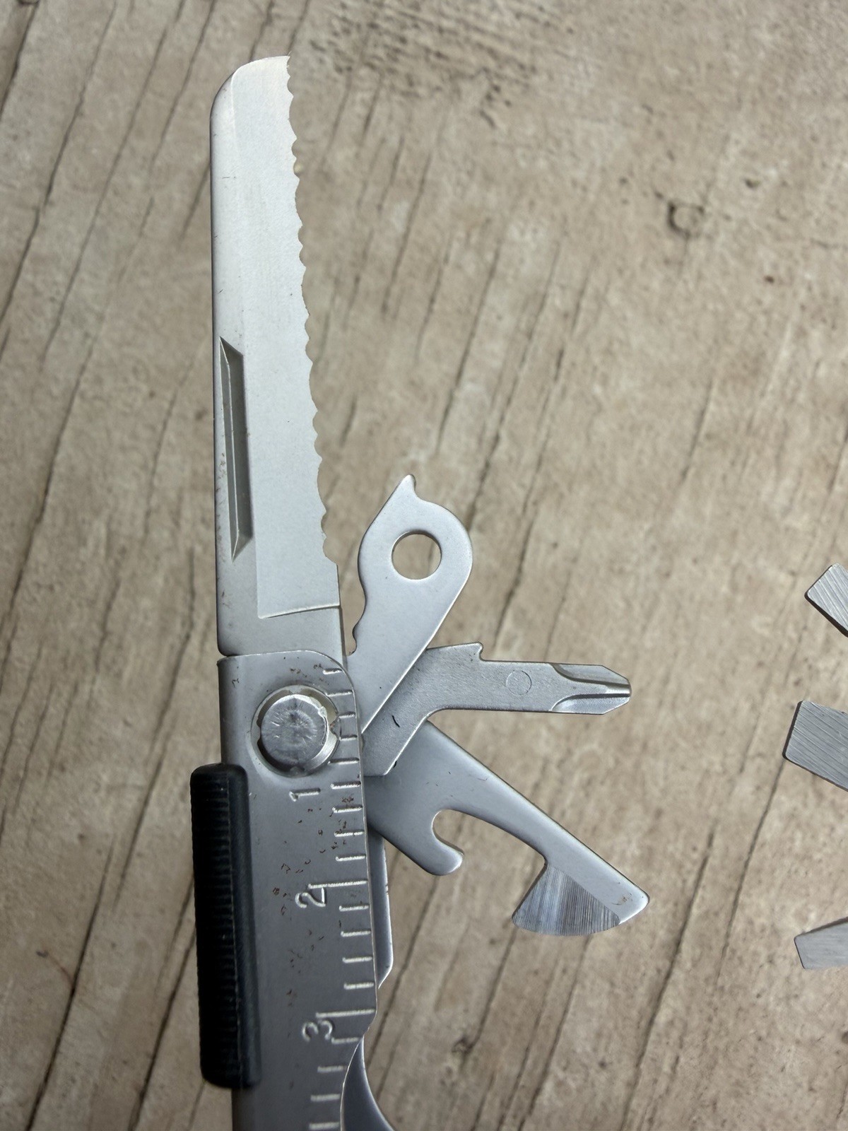 GERBER MP600 BLUNT NOSE SILVER MULTITOOL W/ACU SHEATH, EXCELLENT OVERALL