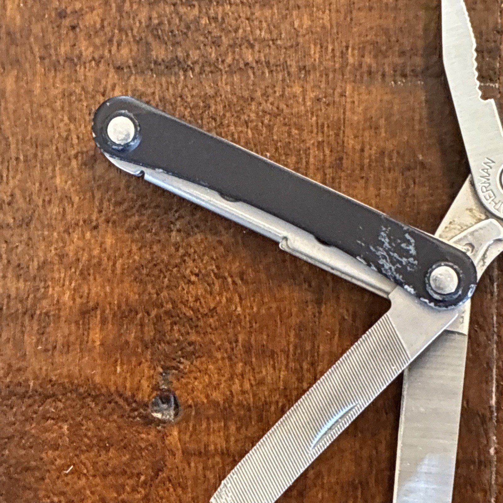 Leatherman Squirt PS4 Multi Tool, Knife, Pliers – Black – Excellent