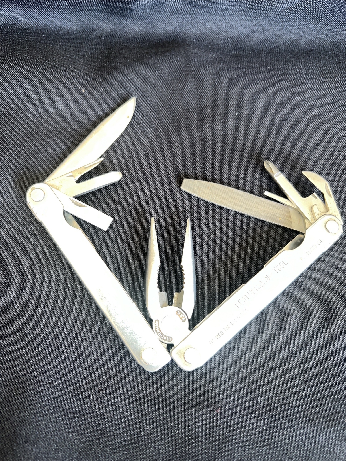 Leatherman Multi Tool Portland OR TM 1325473 & Sheath Pouch Vintage USA