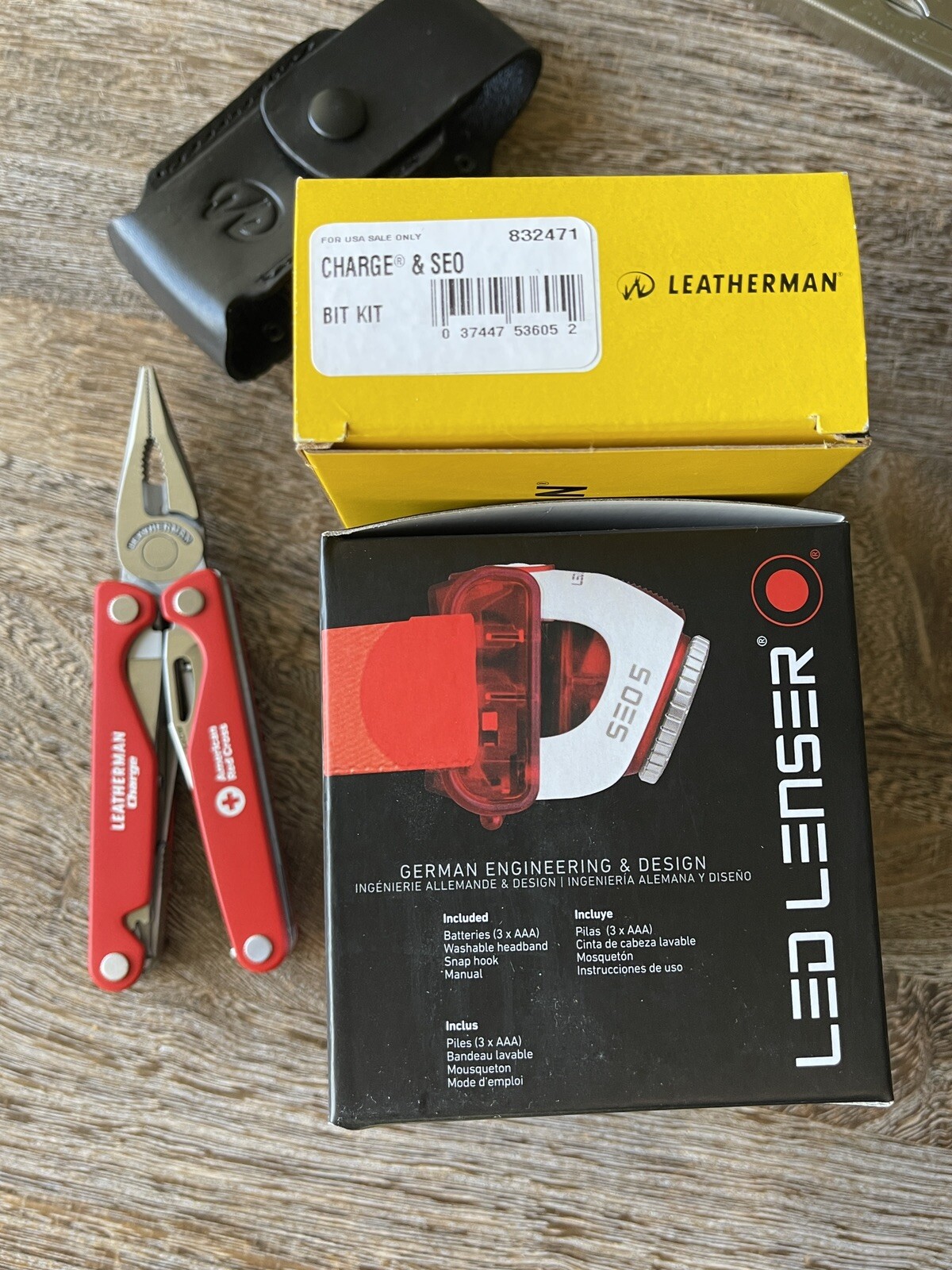 Collectible Limited Edition Set: Leatherman Charge American Red Cross multi tool