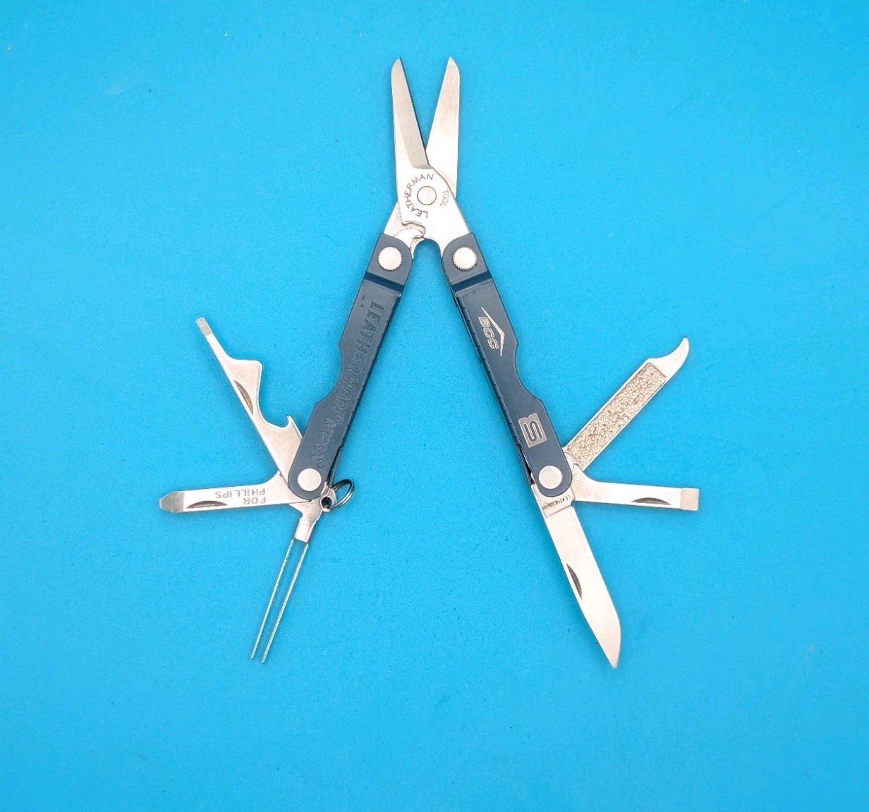 Leatherman Micra Multi-Tool, Knife, Scissors, Key Ring, Blue! *BCC*