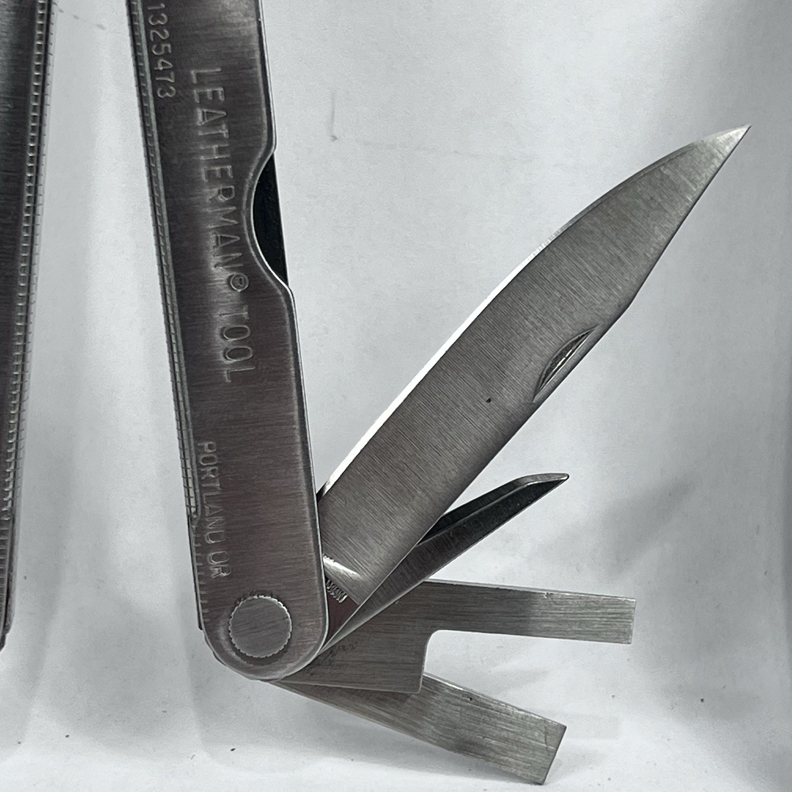 Vintage Leatherman Multi-Tool Portland Oregon TM 1325473 With Case Mint Unused