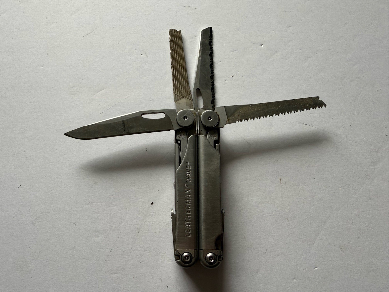 Leatherman Wave Plus + Multi-Tool! SILVER & BLACK! WITH SHEATH! FAST SHIPPING