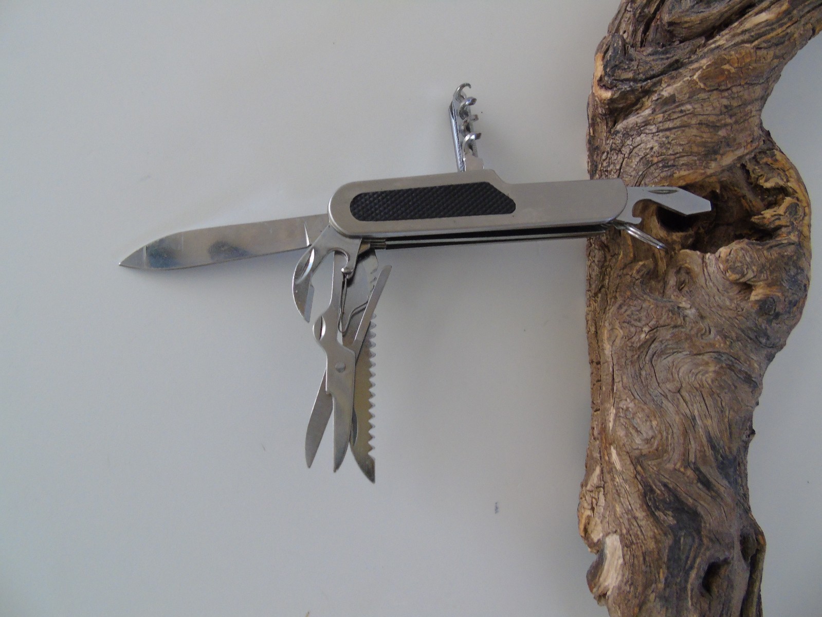 Folding Pocket Knife Portable 10 Function Camping Outdoor Key Ring Nonslip Grip