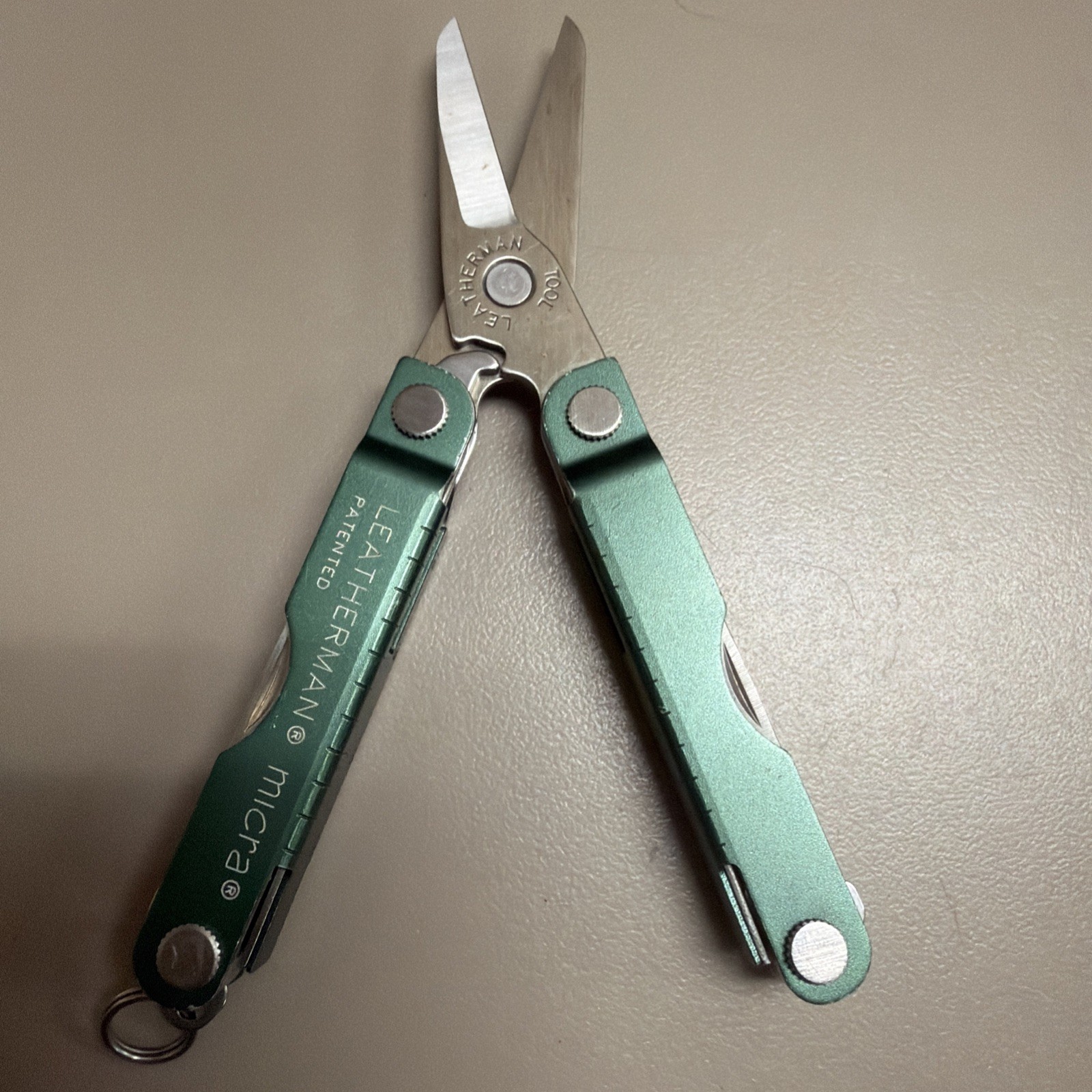 Leatherman Micra Multi-Tool Stainless Steel Blade Knife, Scissors, Key Ring