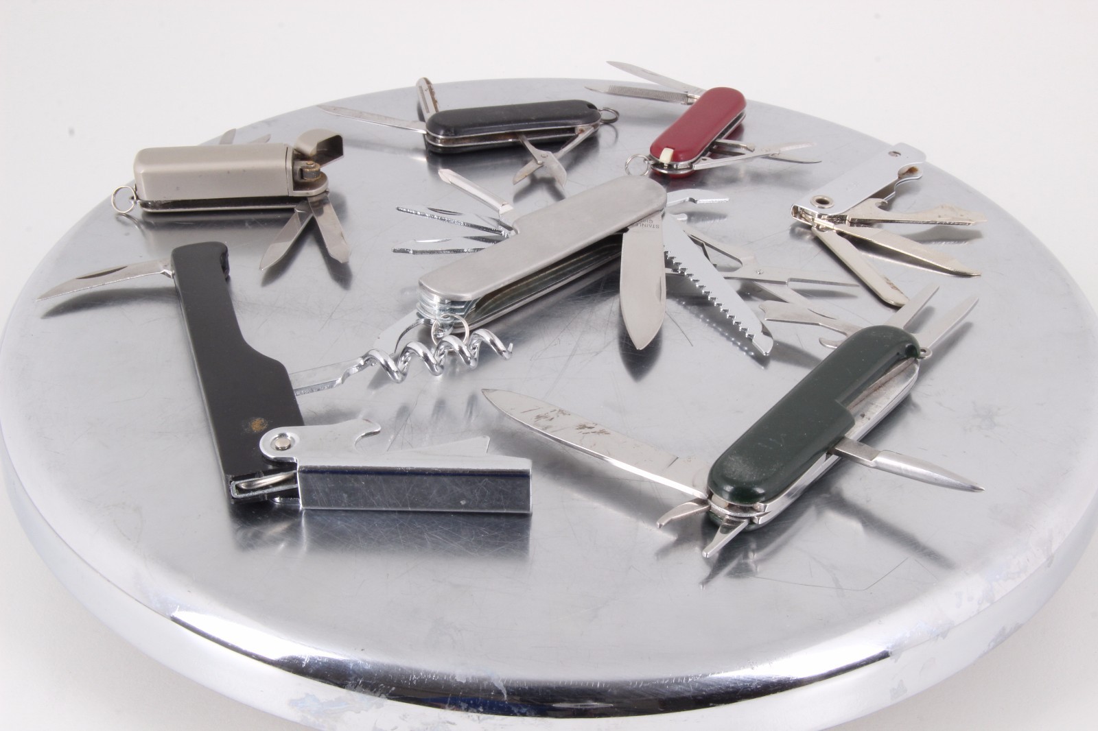 LOT OF 7 POCKET KNIVES & WINE OPENERS 2205B