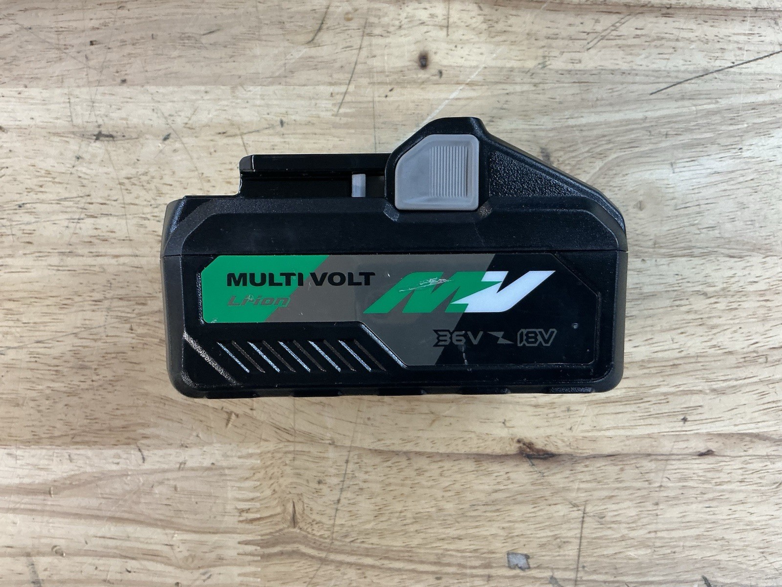 Metabo HPT CV18DA 18V Multivolt Cordless Multi-Tool w/ Battery & Charger