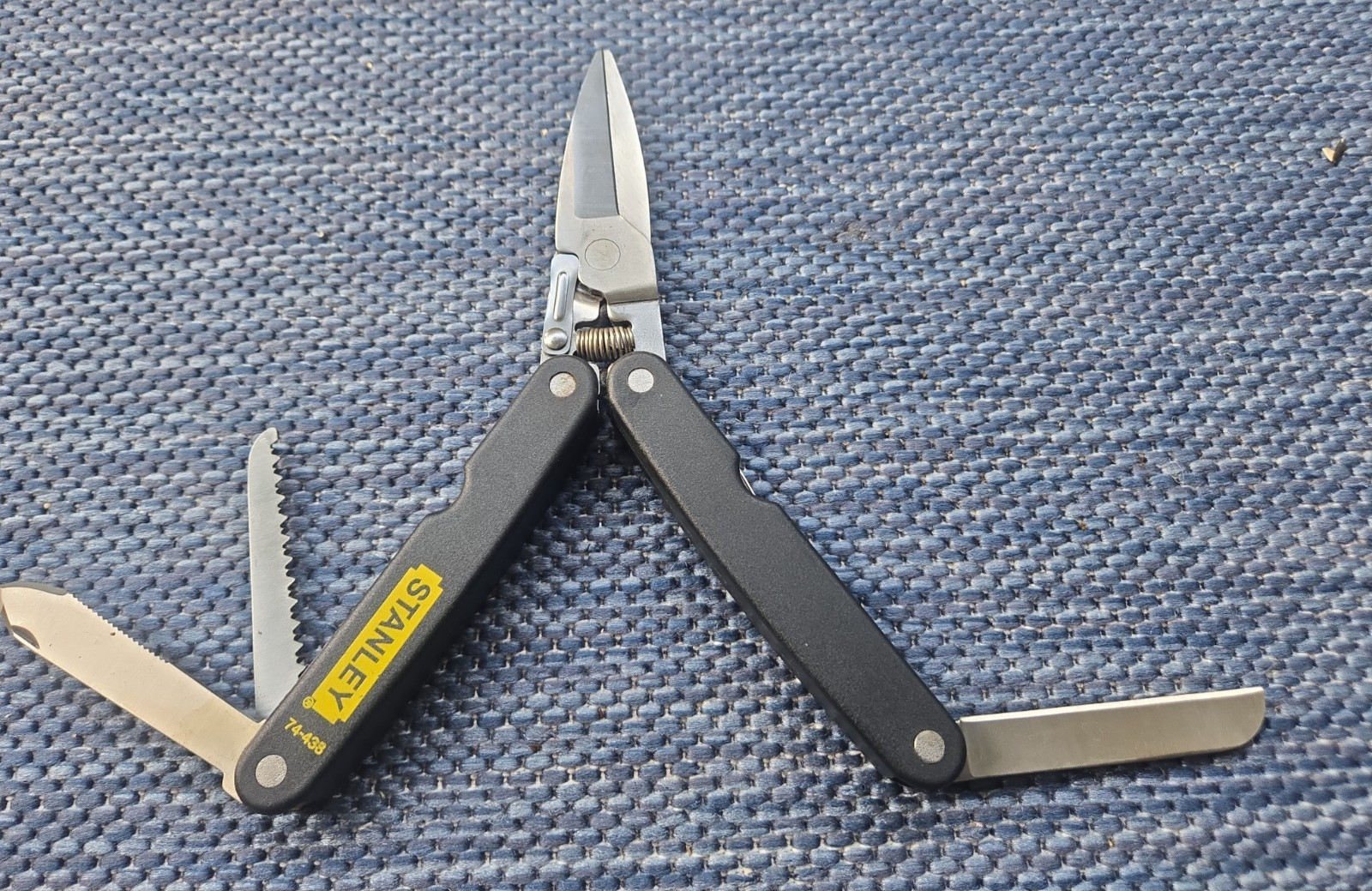 Stanley 74-438 Folding Shears/Multi Tool Scissors Snips Gardening Utility