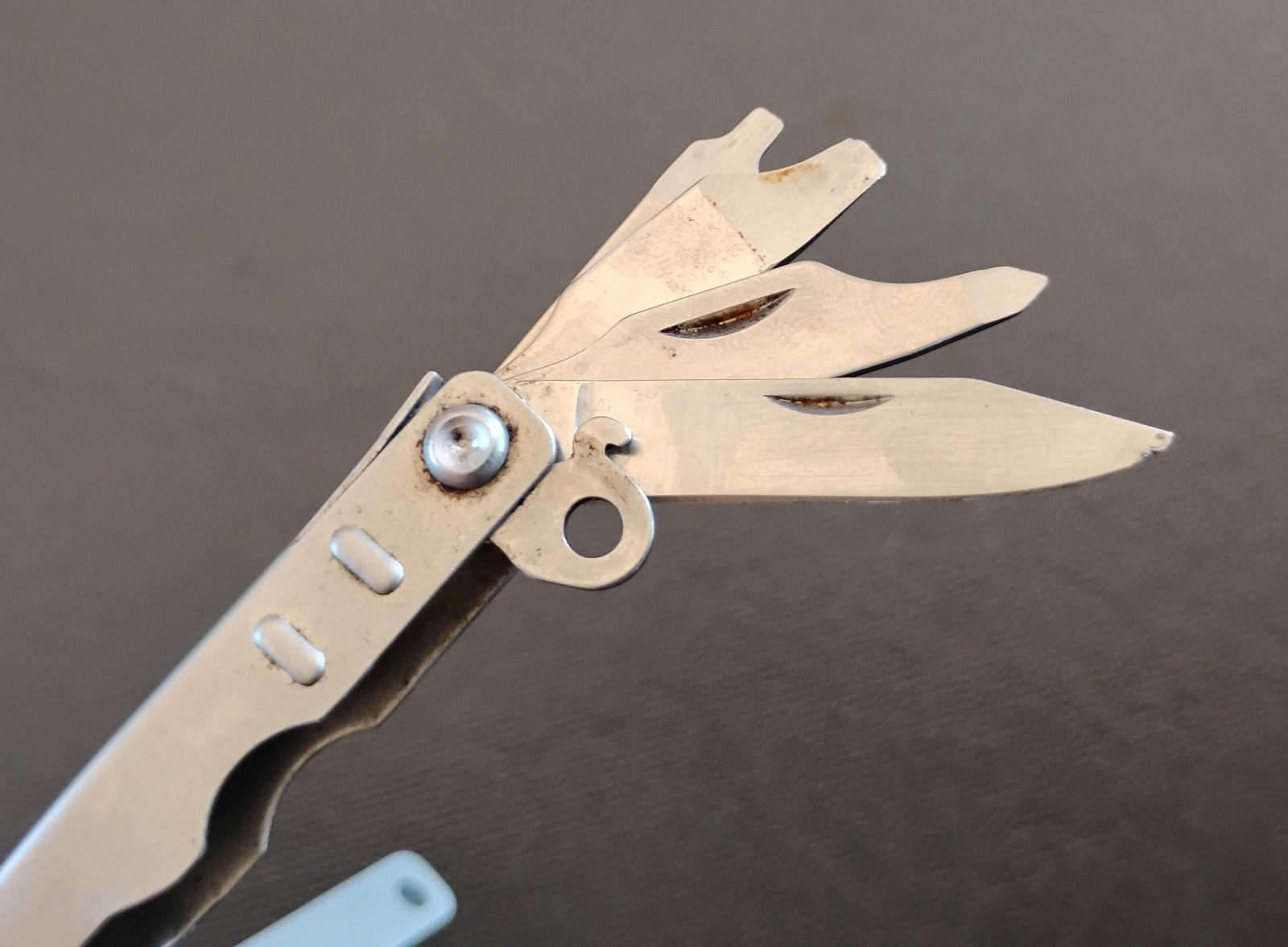 Schrade Tough Chip ST2 Multi Tool