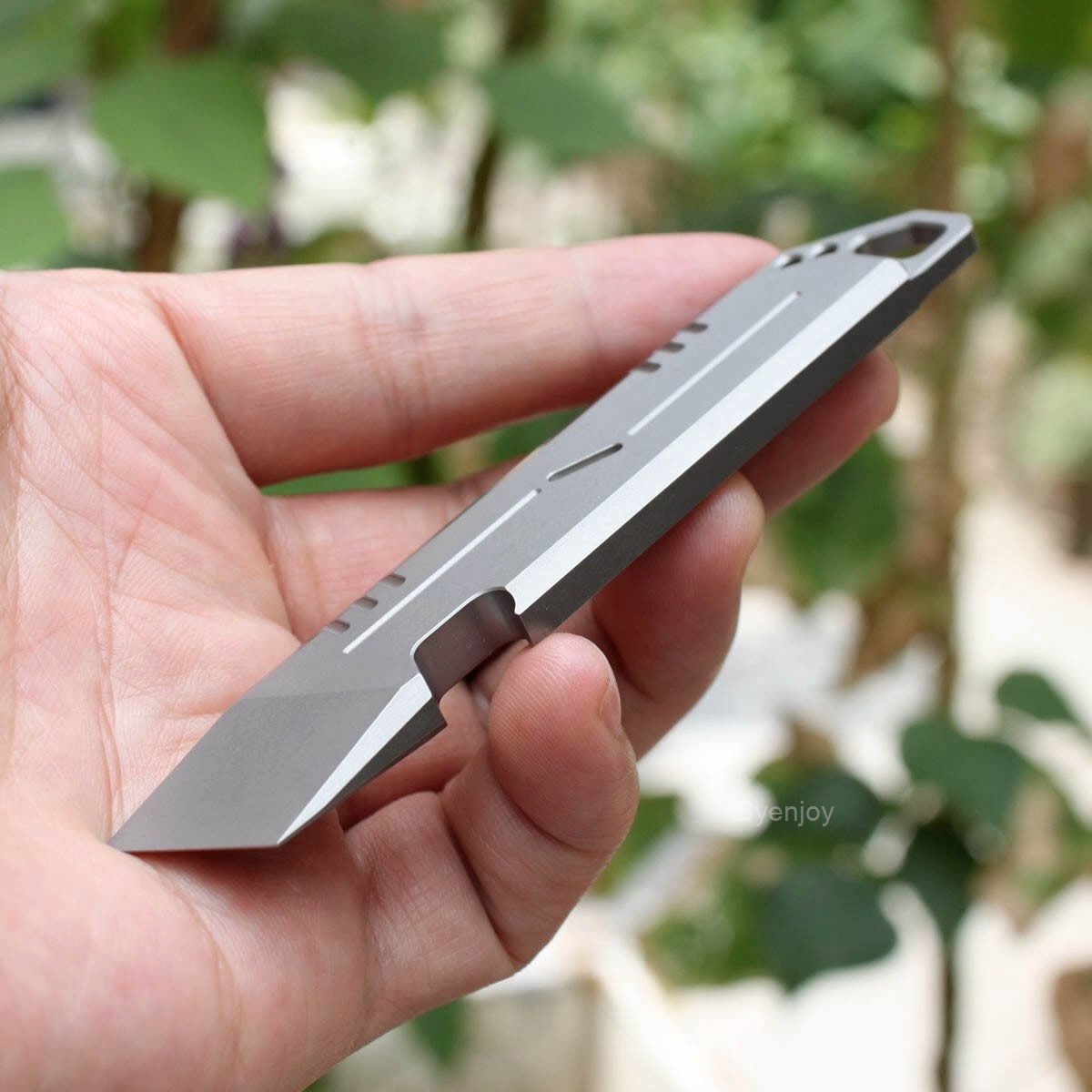 Titanium Crowbar Pry Bar Pocket EDC Pocket Tool Bottle Opener Pendant Open Box