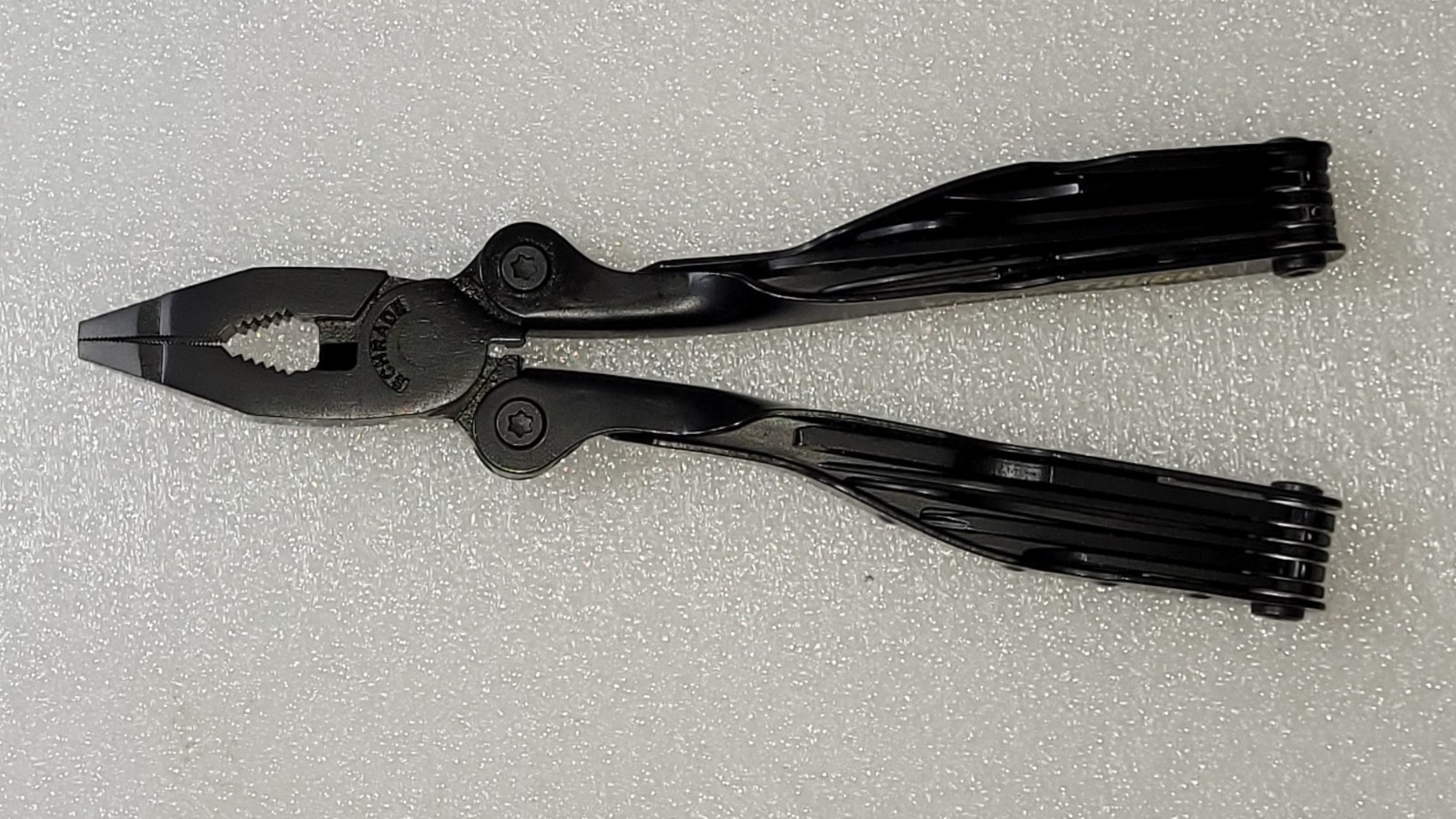 SCHRADE ST1NB 7″ Stainless Steel 21 Function Tough Multi-Tool NIB Black w/Sheath