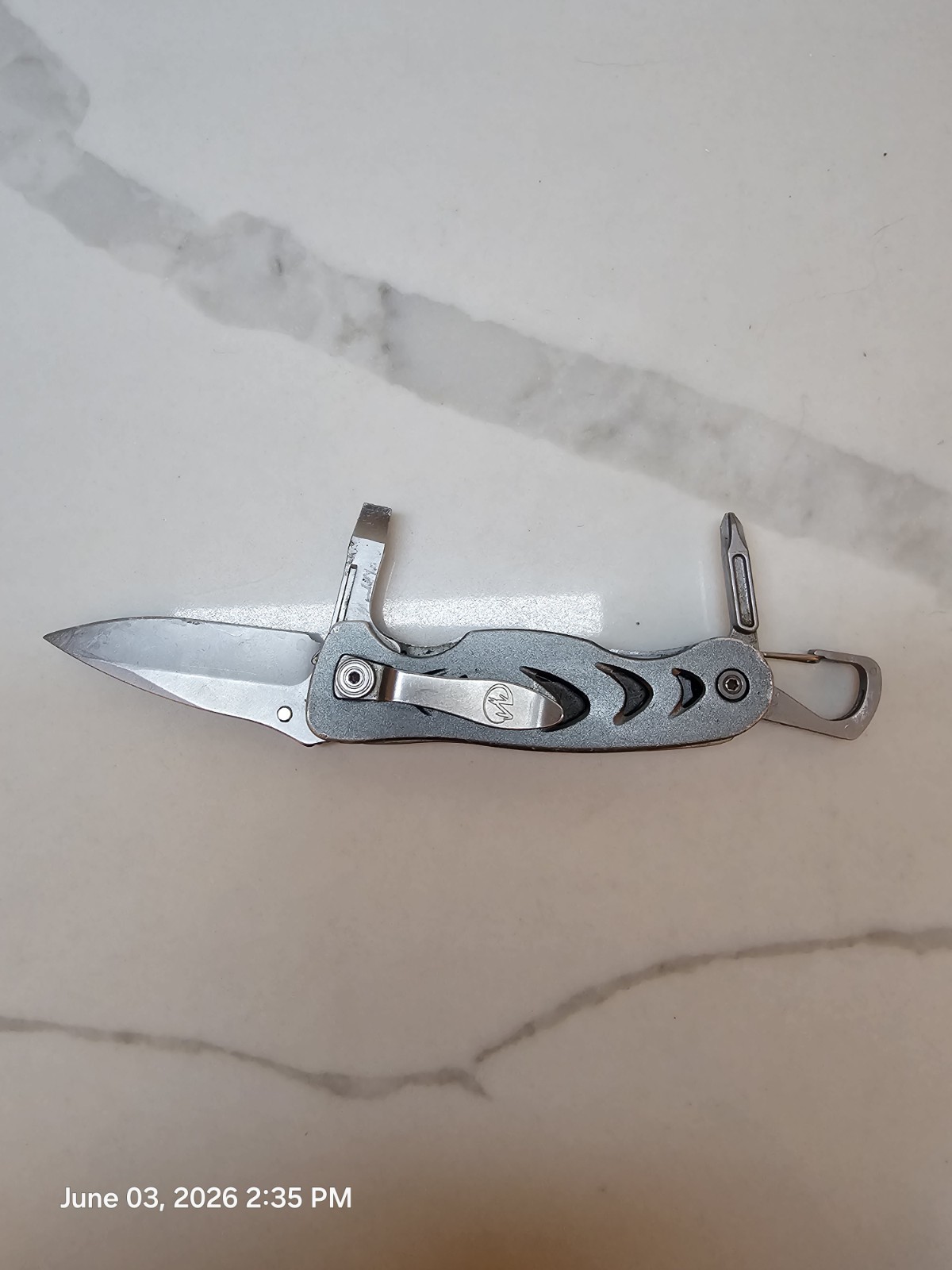 Leatherman C308 Multi-tool Knife Flathead Phillips Carabeaner Used Good
