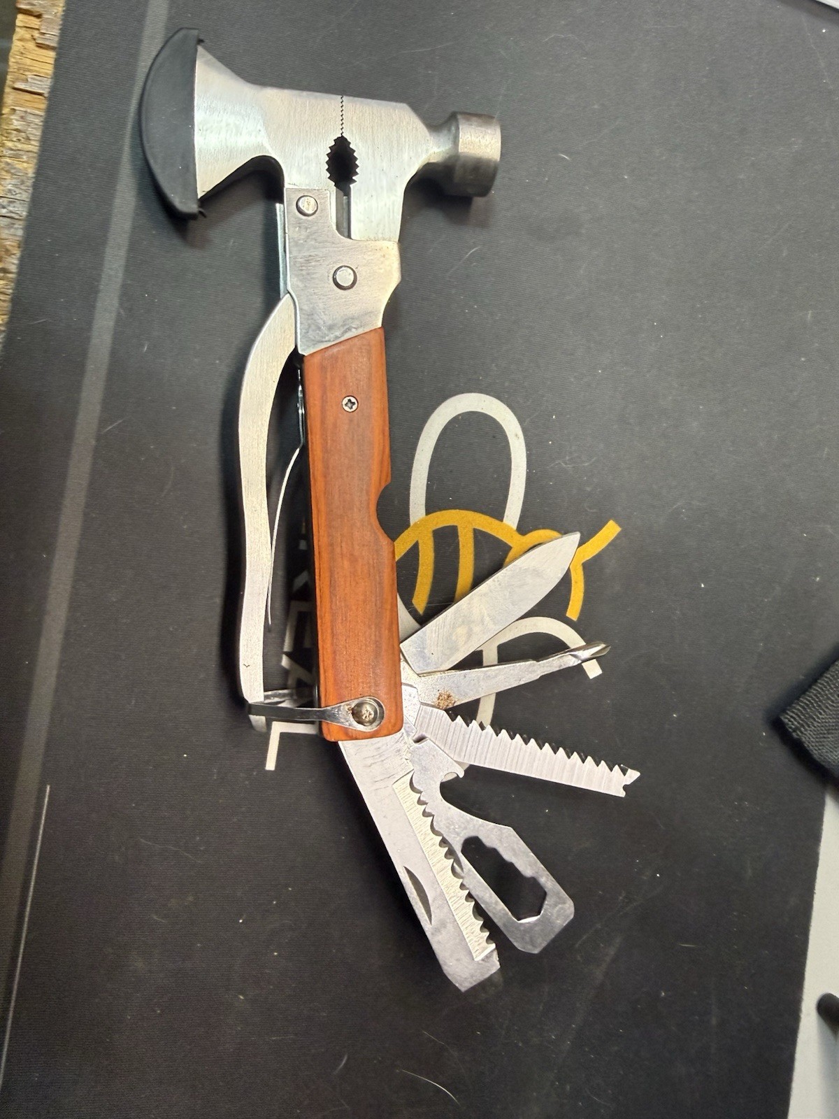 multi tool pliers