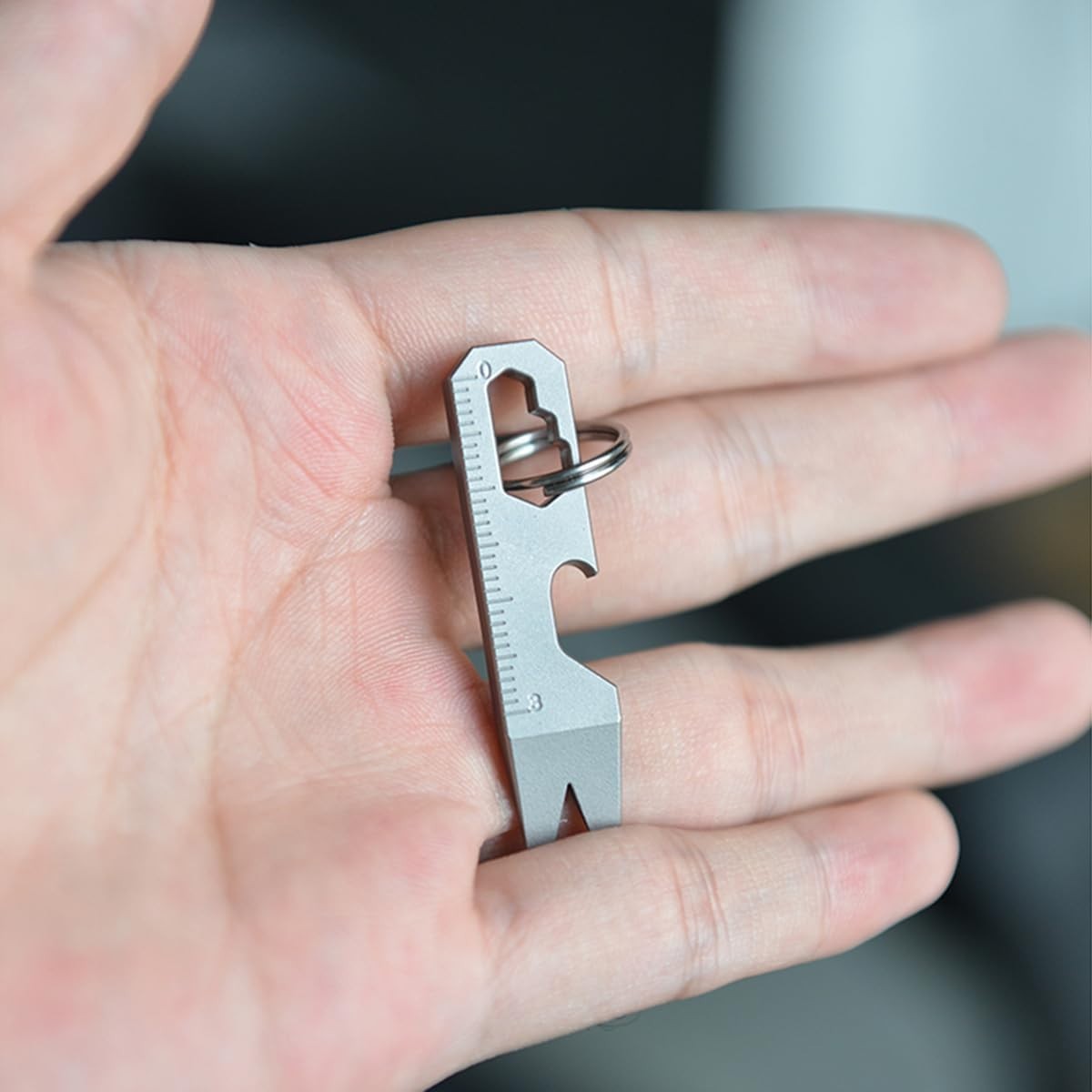 EDC Pocket Pry Bar Keychain Multi Tool, Titanium Small EDC Pry Bar for Keychains