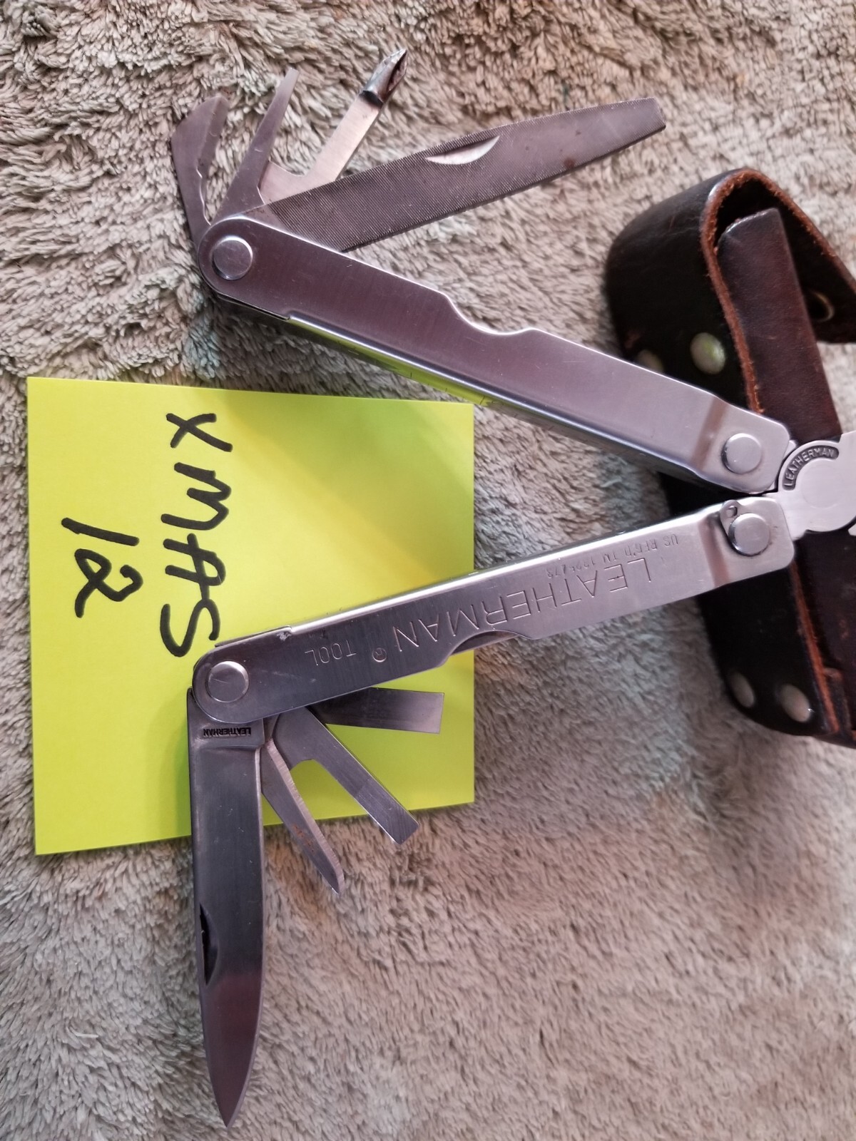 1 RARE LEATHERMAN ORIGINAL PST Multi Tool Knife BIG LETTERS Lot XMAS 12