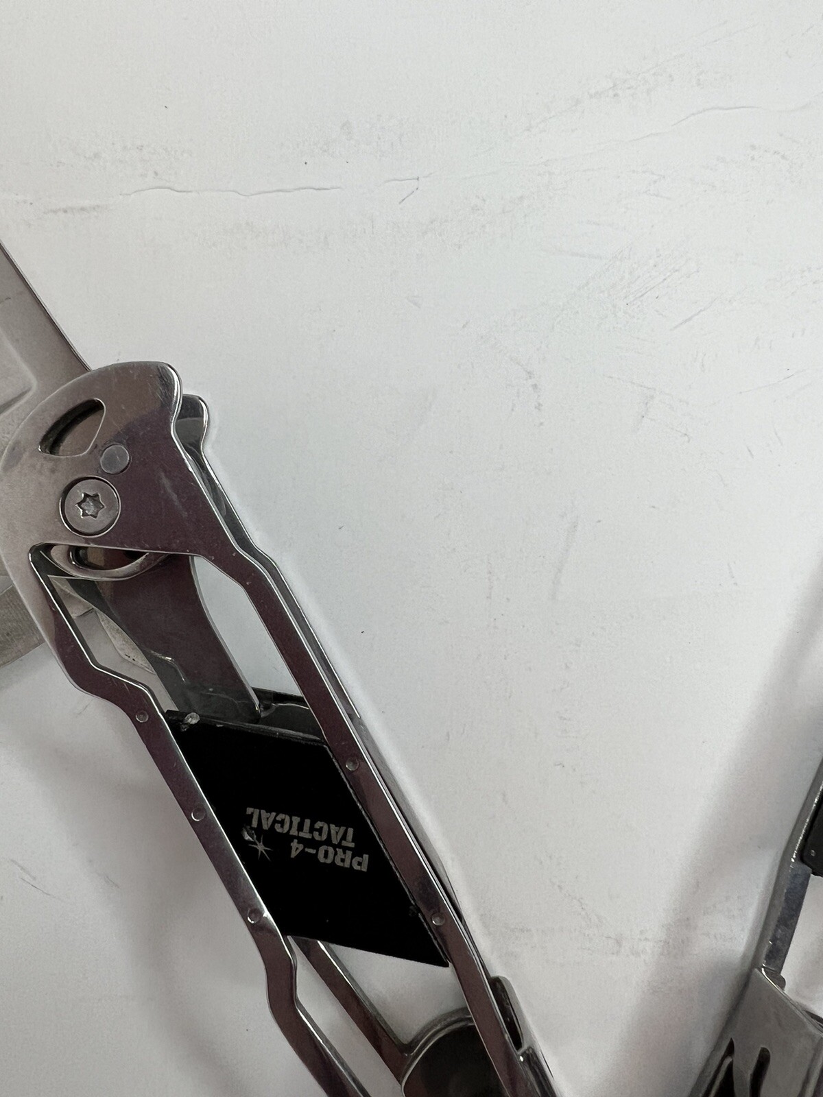 Pro-4 Tactical multi tool knife, pliers