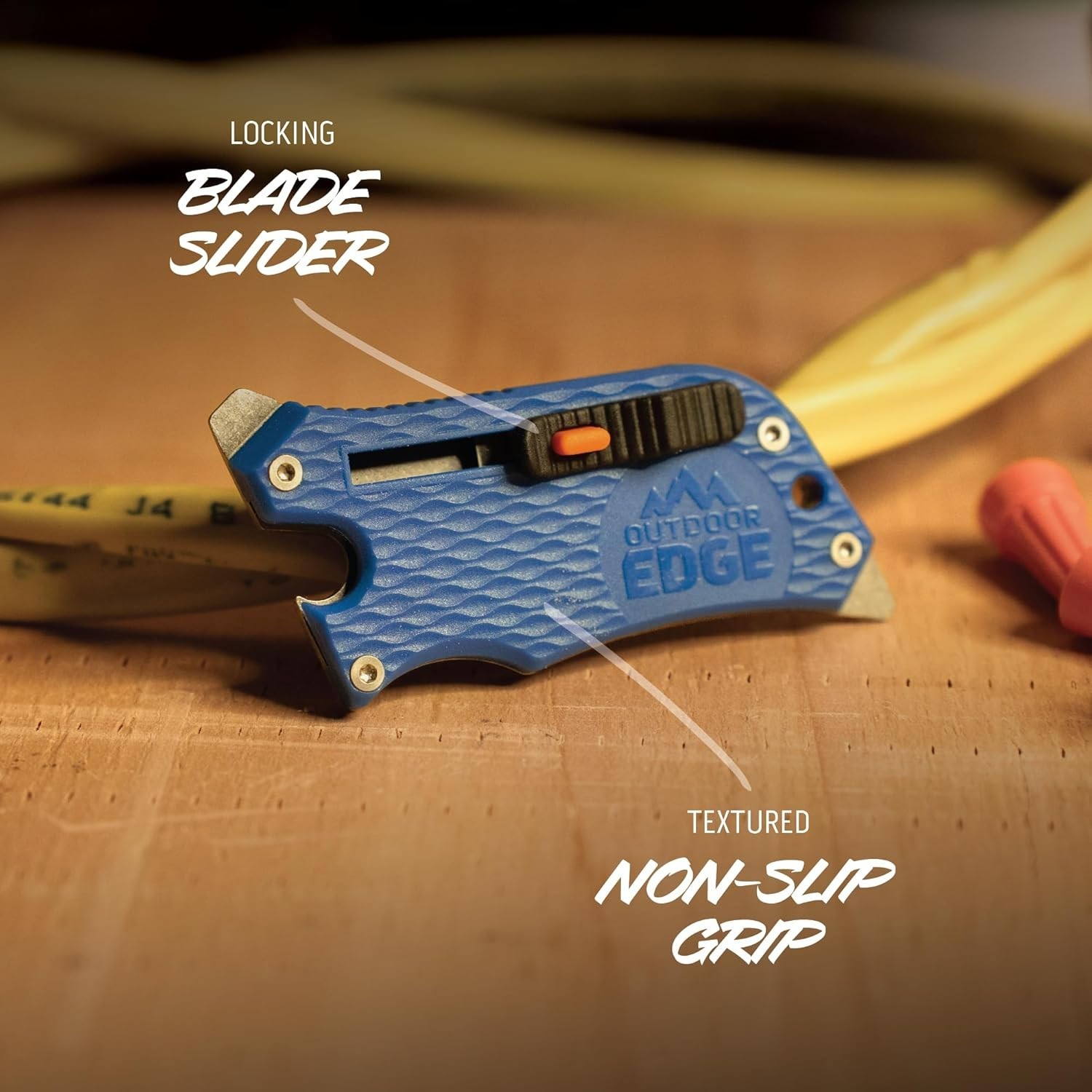 Durable SlideWinder Utility Knife with Multi-Function Pocket Clip & Razor Blade