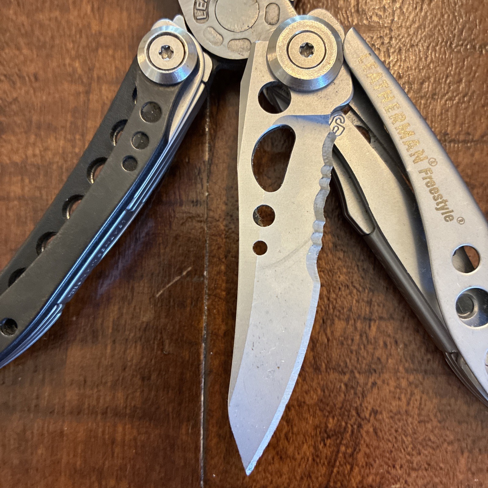 Leatherman Freestyle Multi-Tool – Discontinued – Excellent