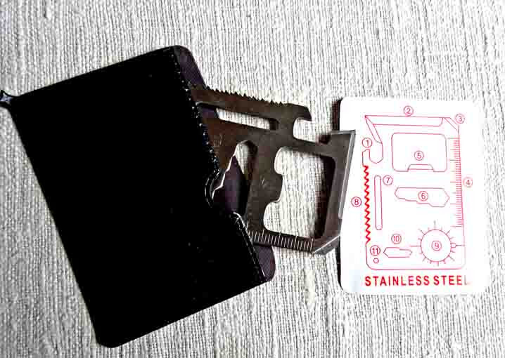 Multifunktionswerkzeug Survival Tool Edelstahl Säge Dosen-/ Kapselöffner Messer